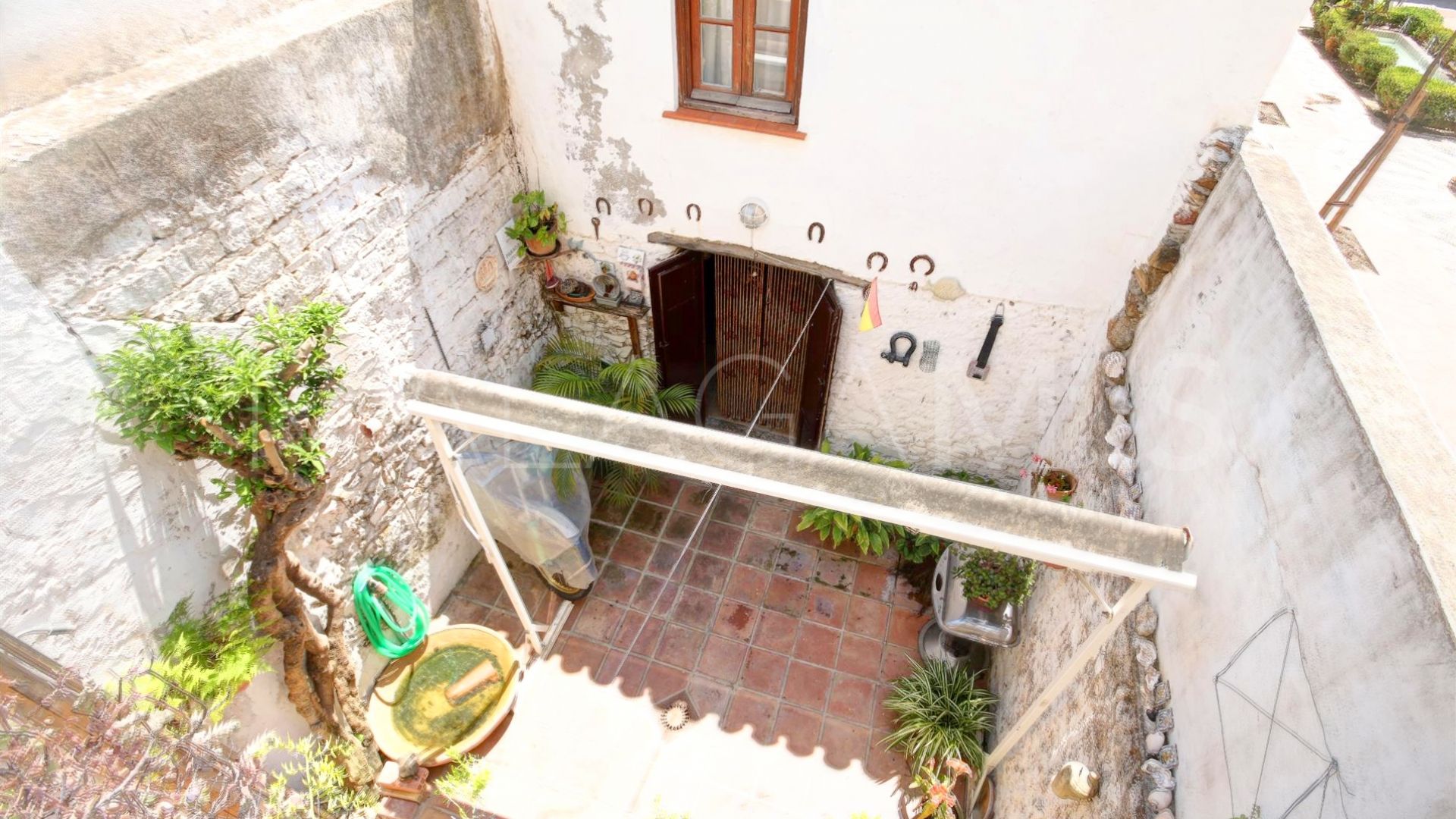 Maison de ville for sale in Estepona Old Town