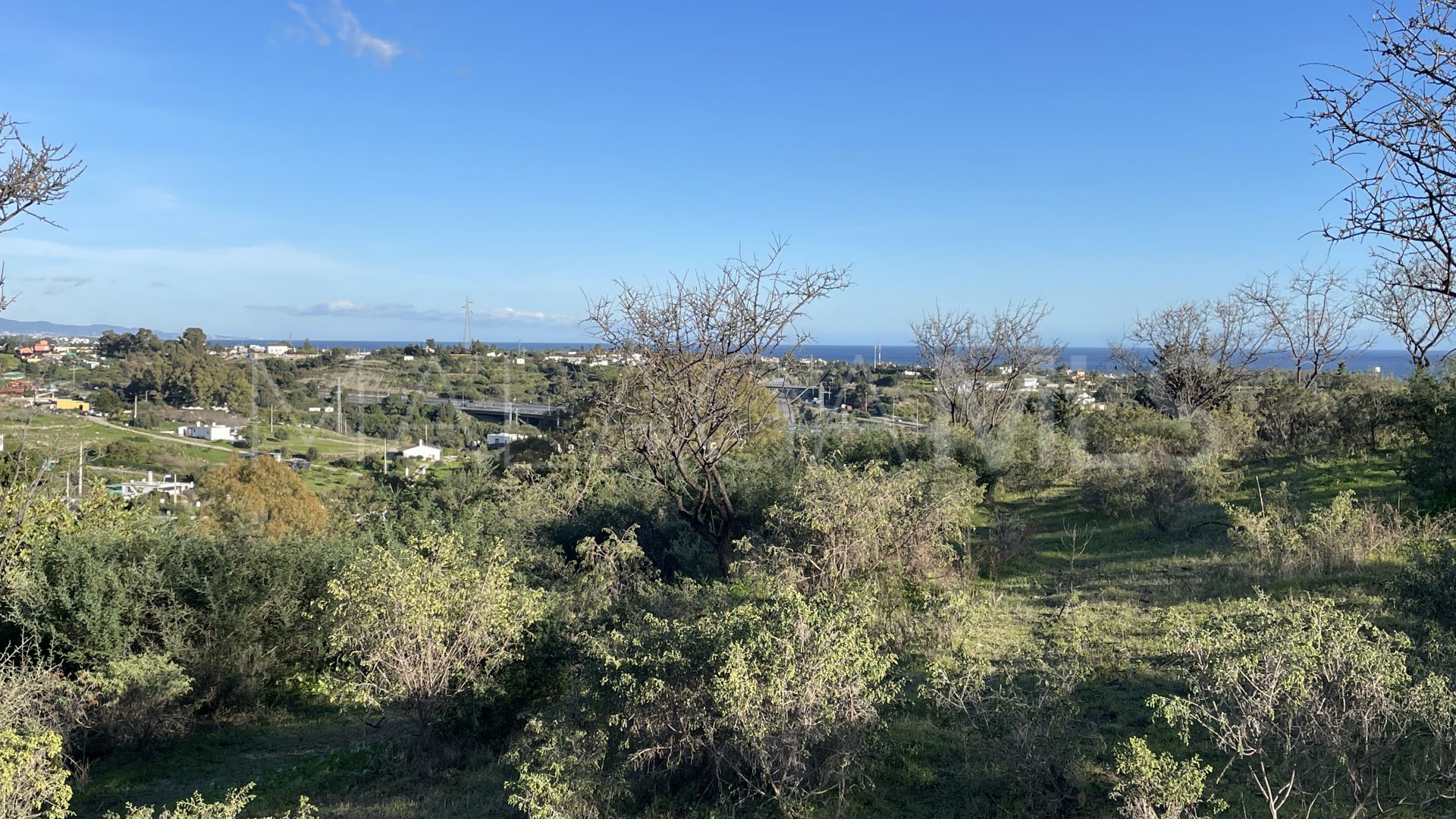Finca for sale in Estepona