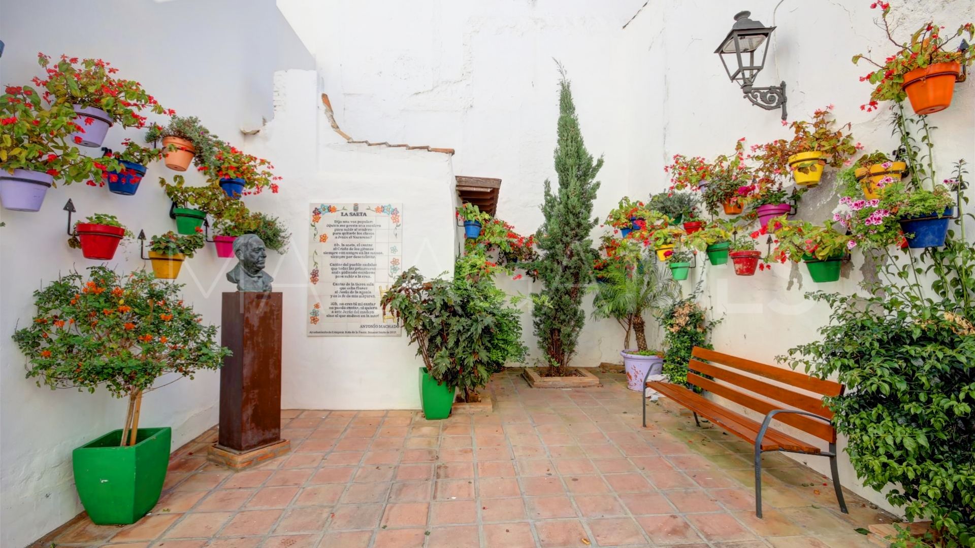 Tomt for sale in Estepona Old Town