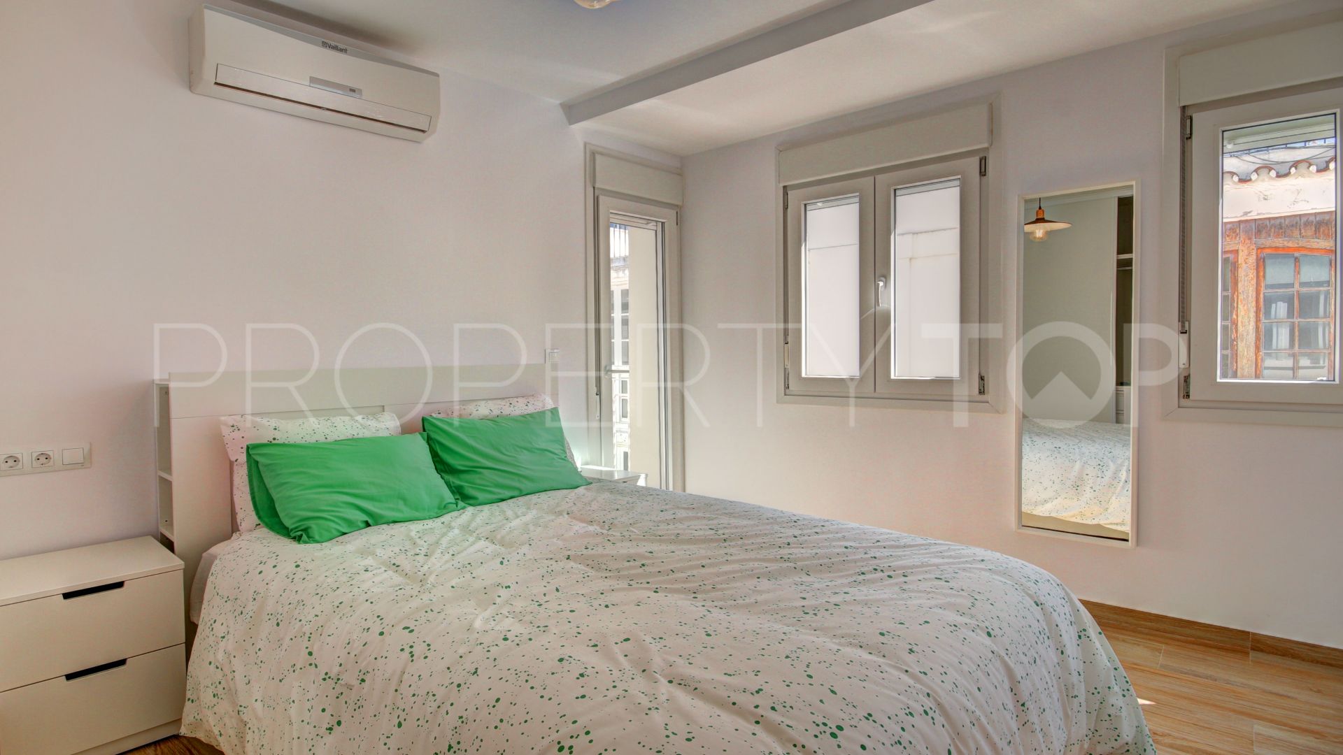 Town house in Estepona Old Town for sale