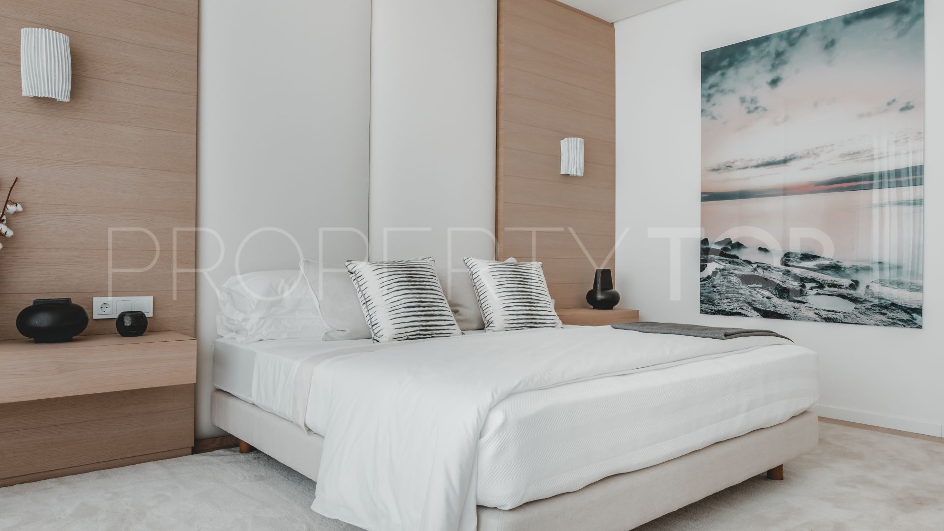 Duplex planta baja en venta en Marbella Club Hills