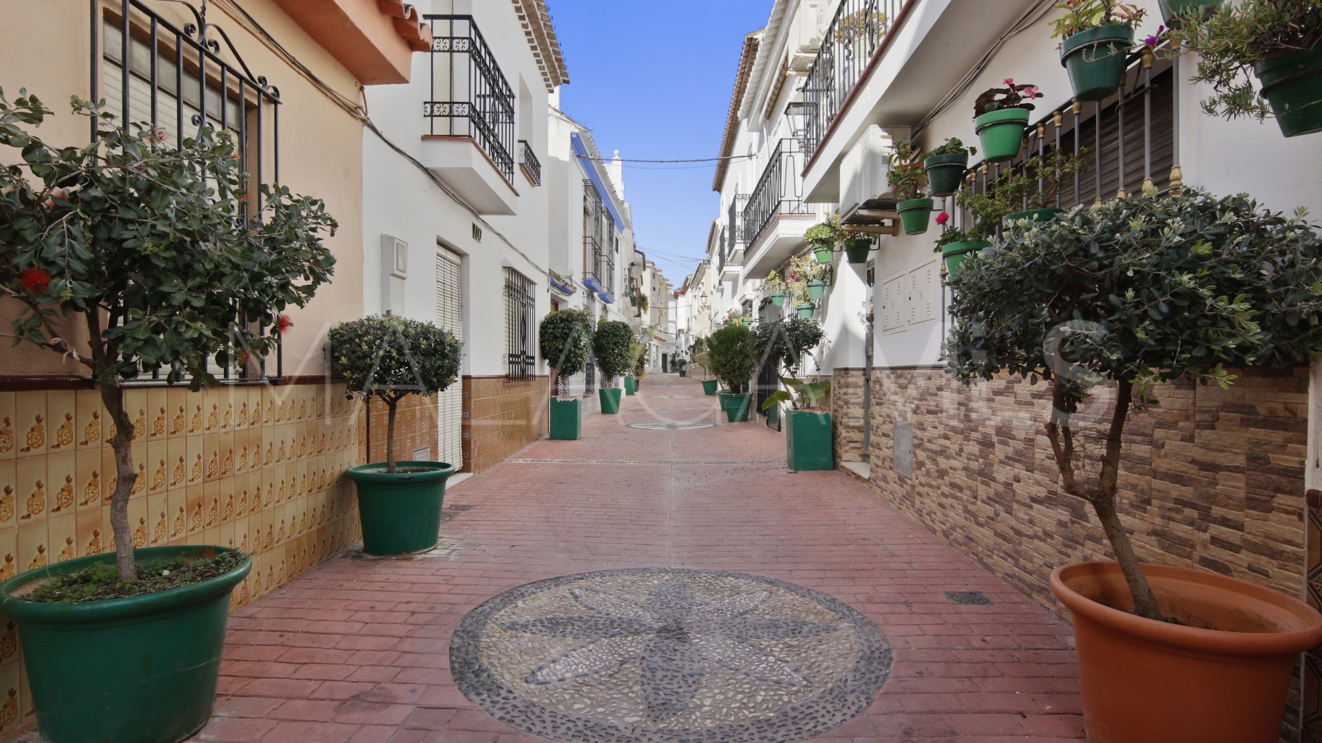 Radhus for sale in Estepona Old Town