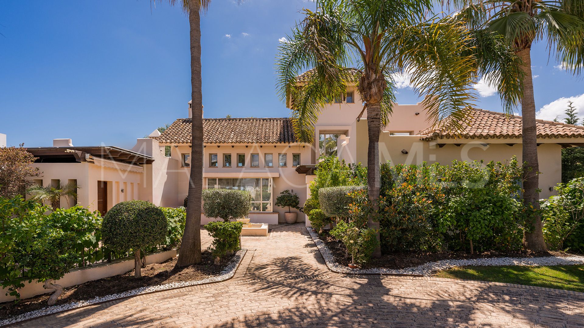 Villa for sale in Los Flamingos