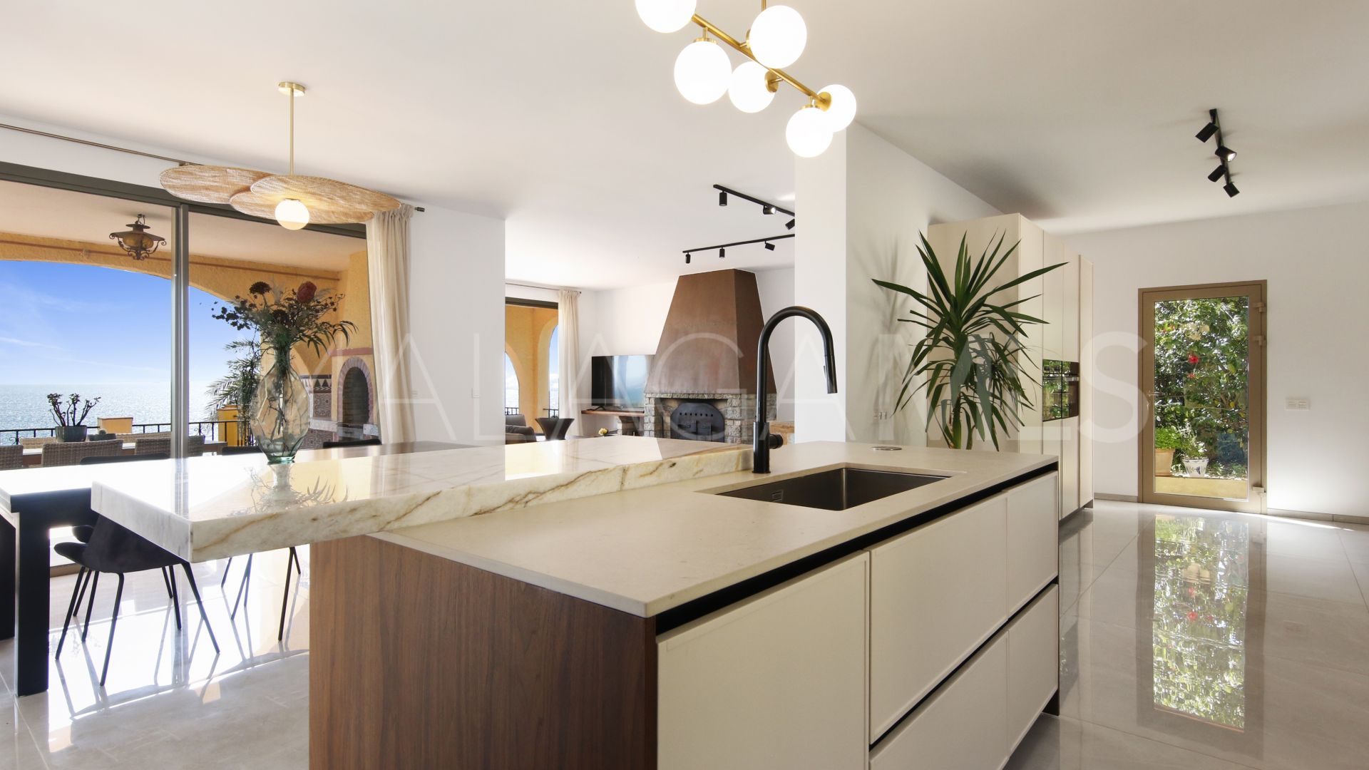 Villa for sale in Buenas Noches