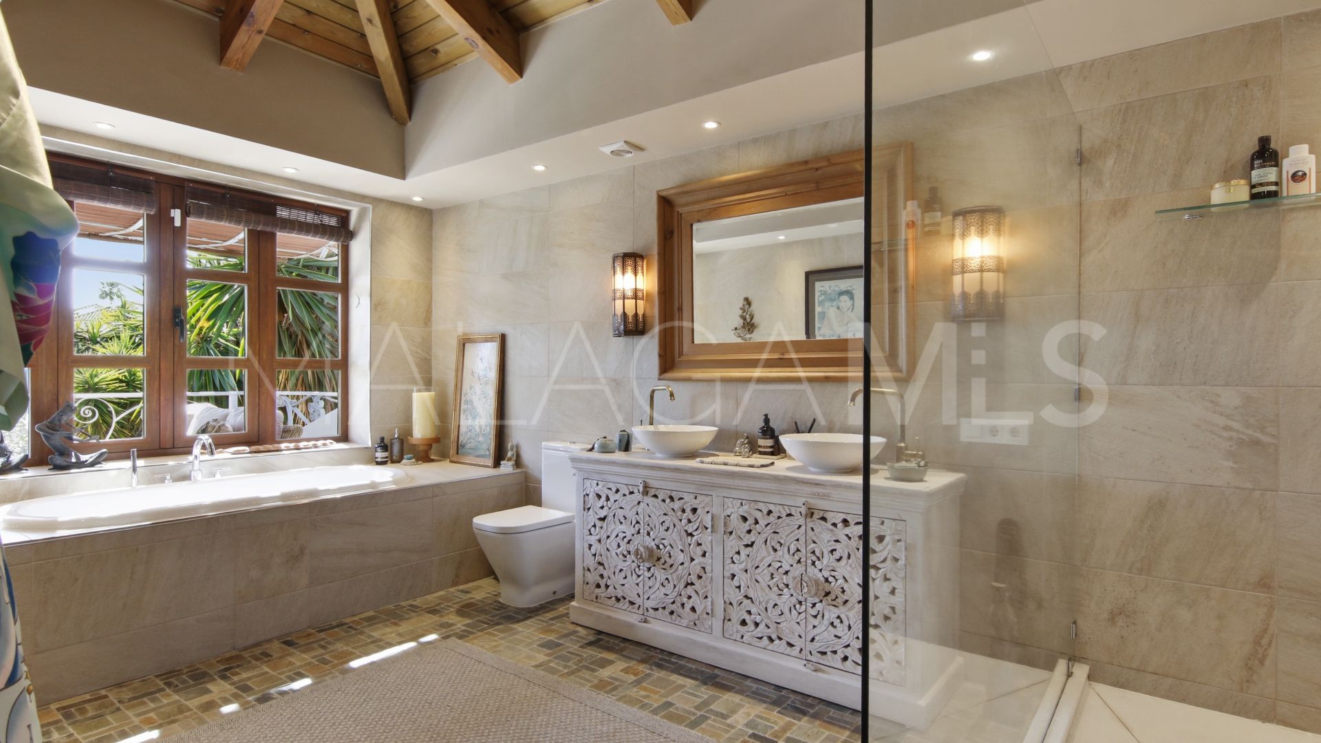 Villa for sale in Marbella Country Club