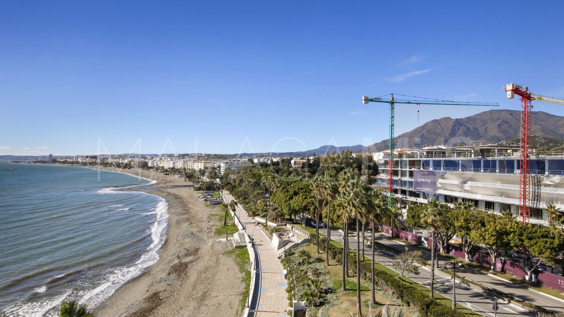 Takvåning for sale in Estepona