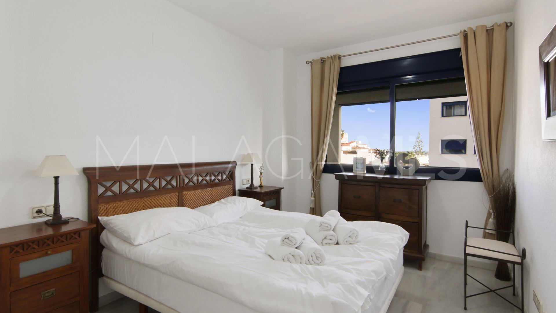 Se vende apartamento in Estepona Centro with 3 bedrooms