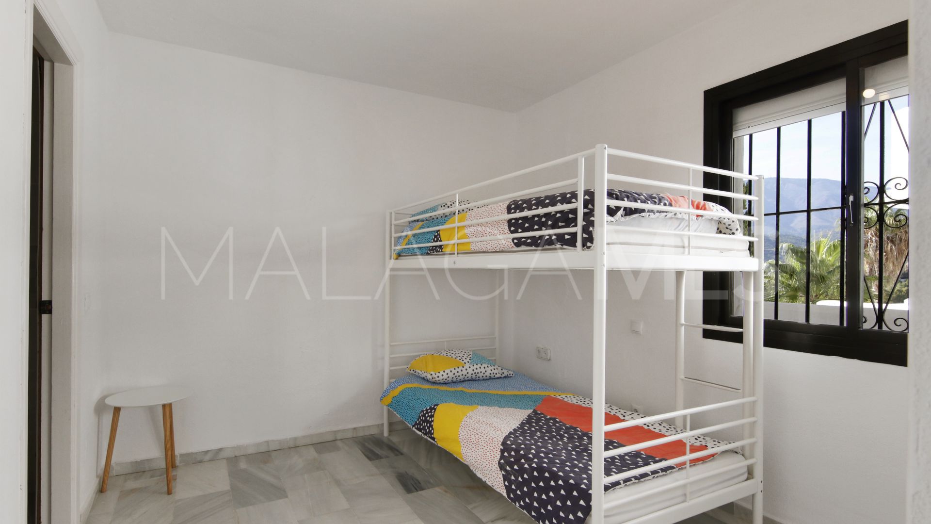 Lägenhet for sale in Forest Hills