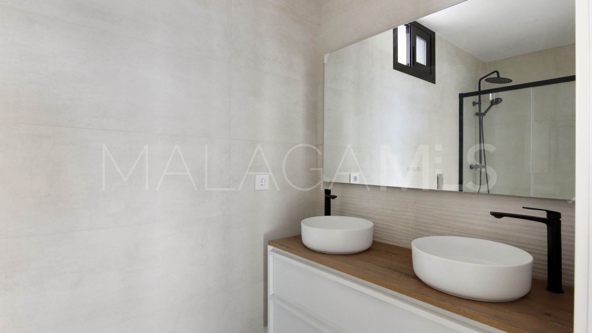 2 bedrooms apartment for sale in Estepona Centre