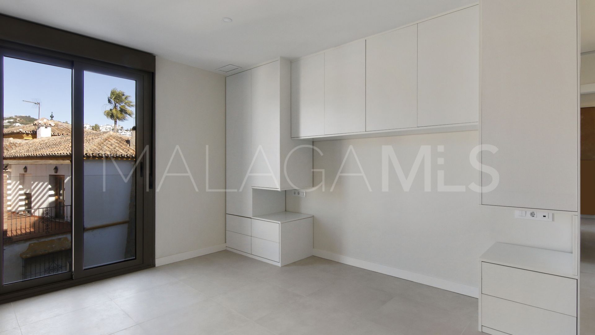 Penthaus for sale in Estepona Centre