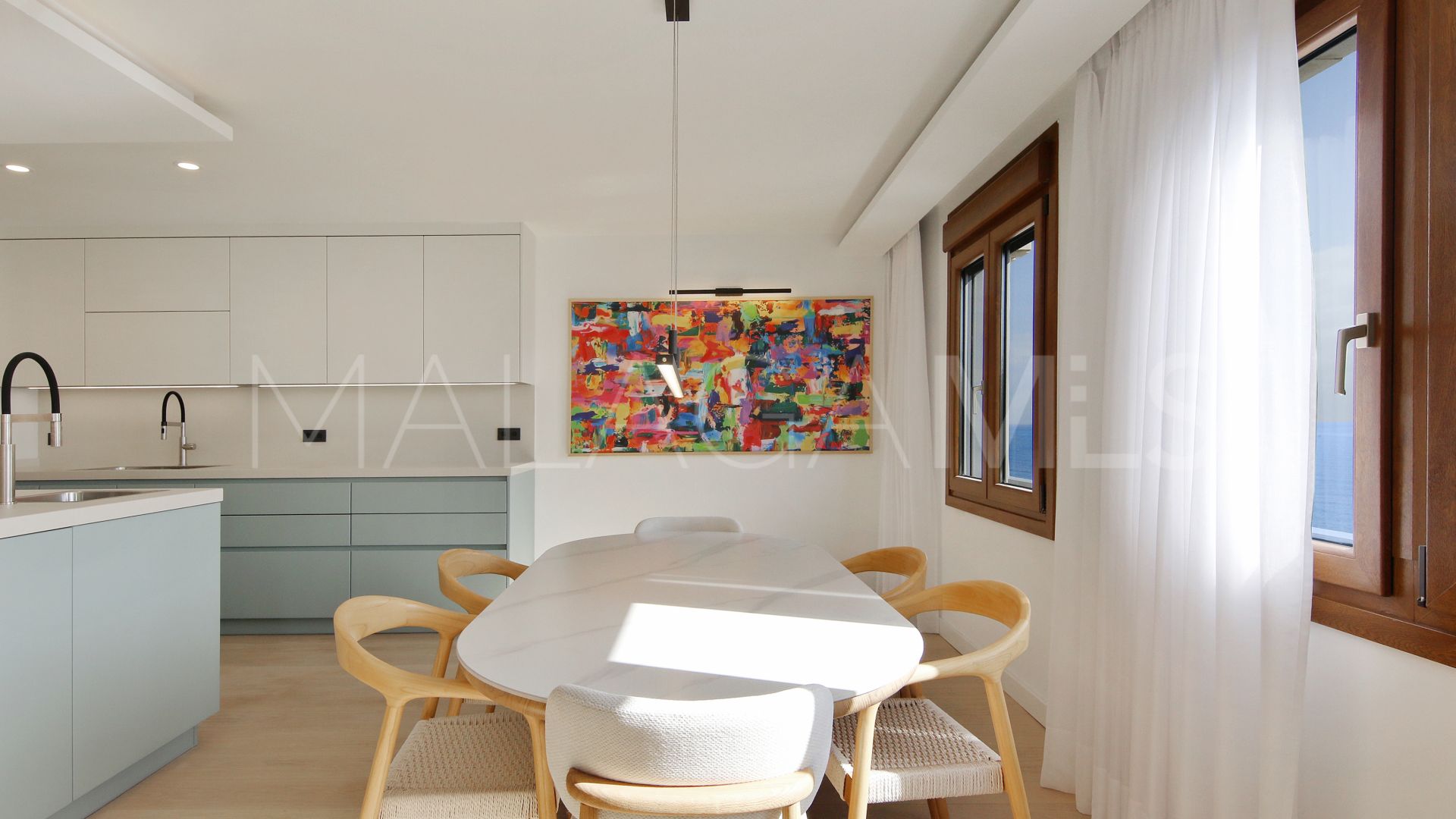 Estepona Centre 3 bedrooms penthouse for sale