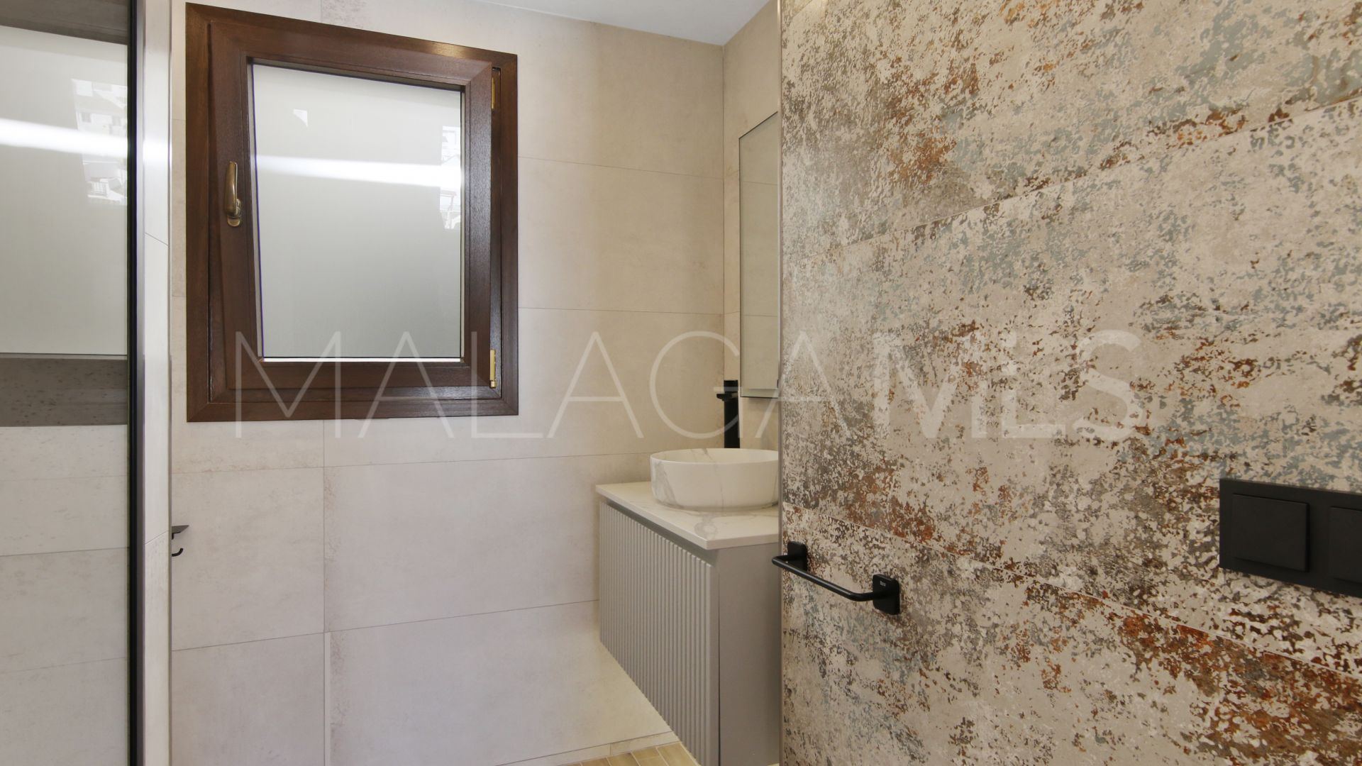 Estepona Centre 3 bedrooms penthouse for sale