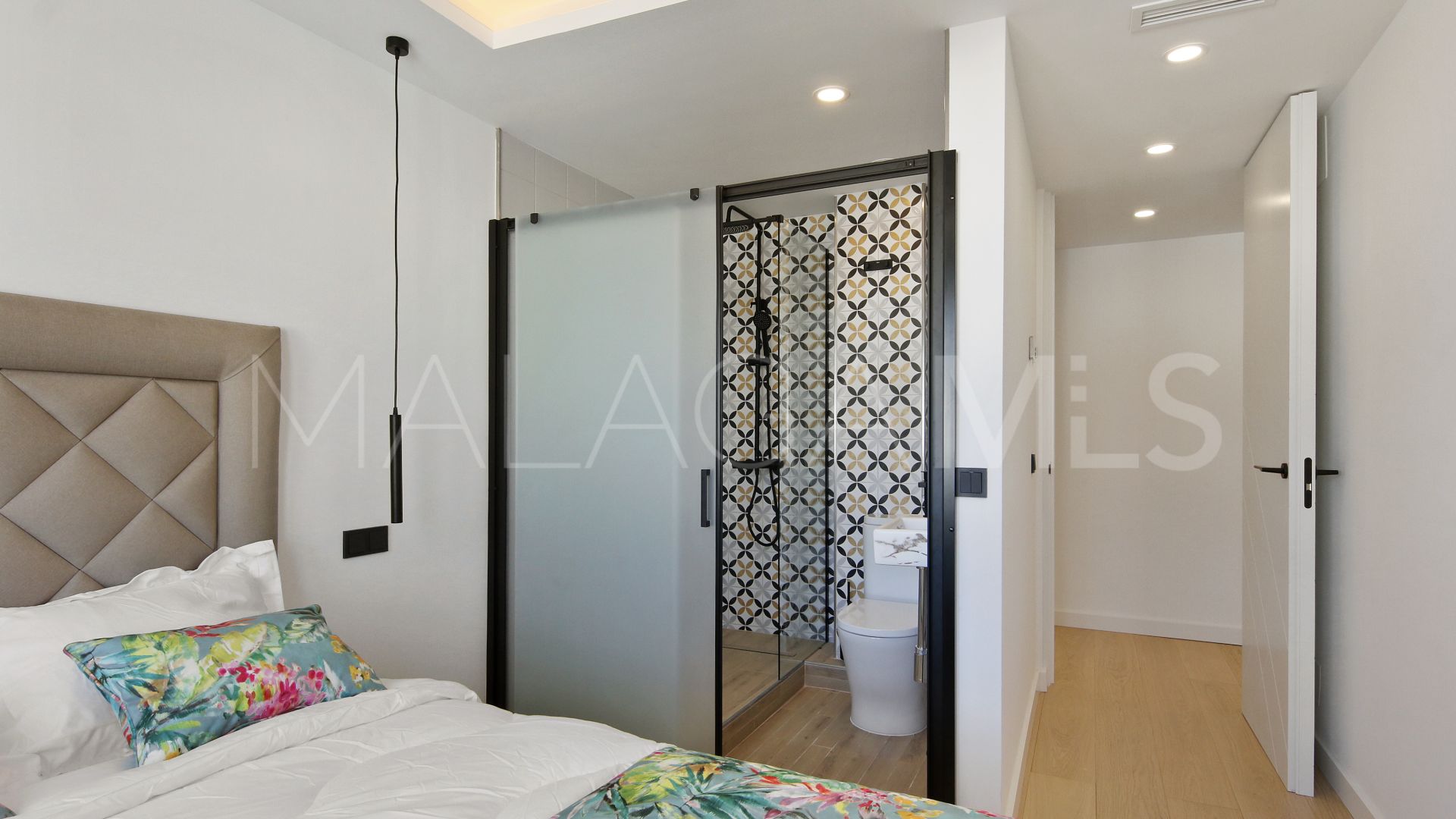 Estepona Centre 3 bedrooms penthouse for sale