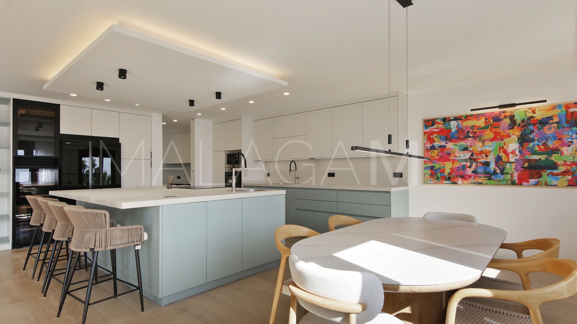 Estepona Centre 3 bedrooms penthouse for sale