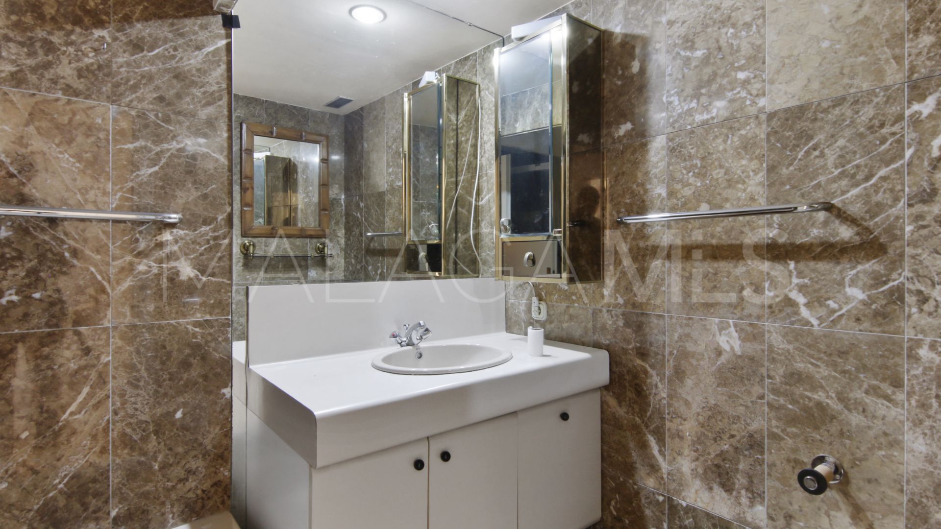 Lägenhet for sale in Estepona Old Town