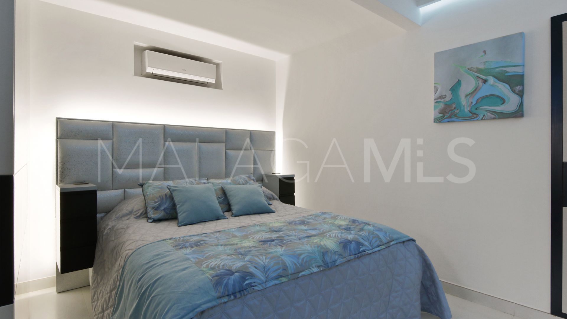 Estepona Casco Antiguo, adosado with 4 bedrooms for sale