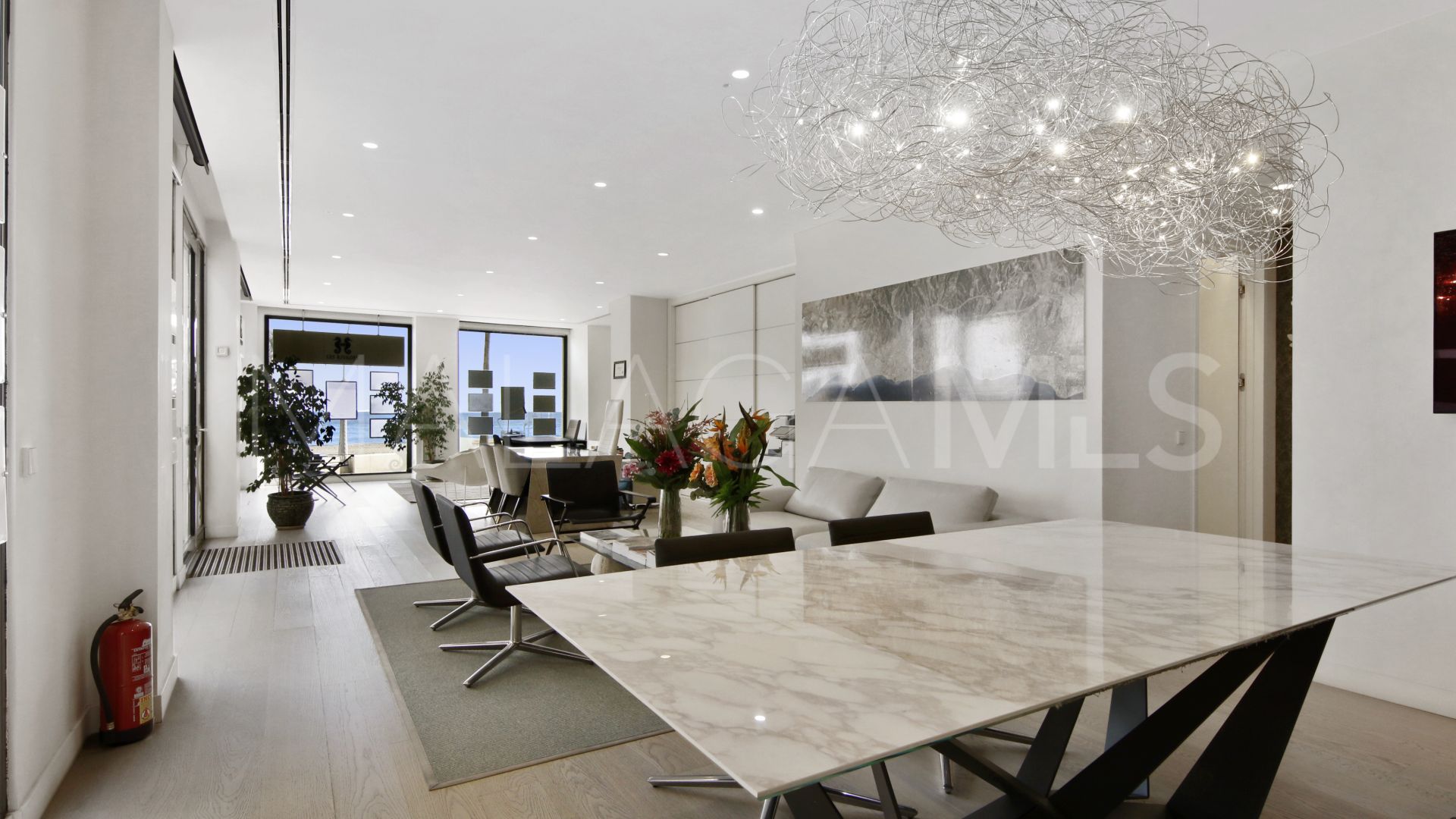 Commercial for sale in Estepona