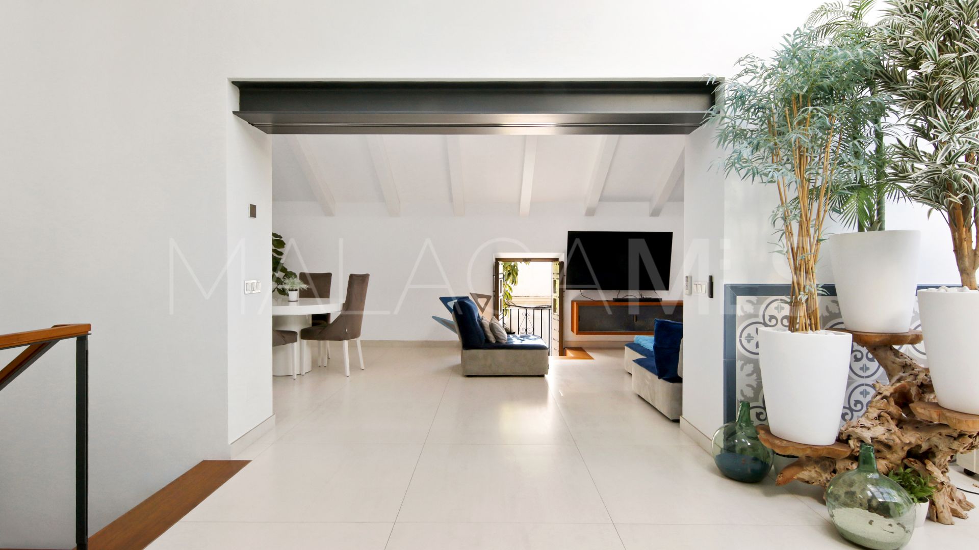 Adosado for sale in Estepona Casco Antiguo with 4 bedrooms