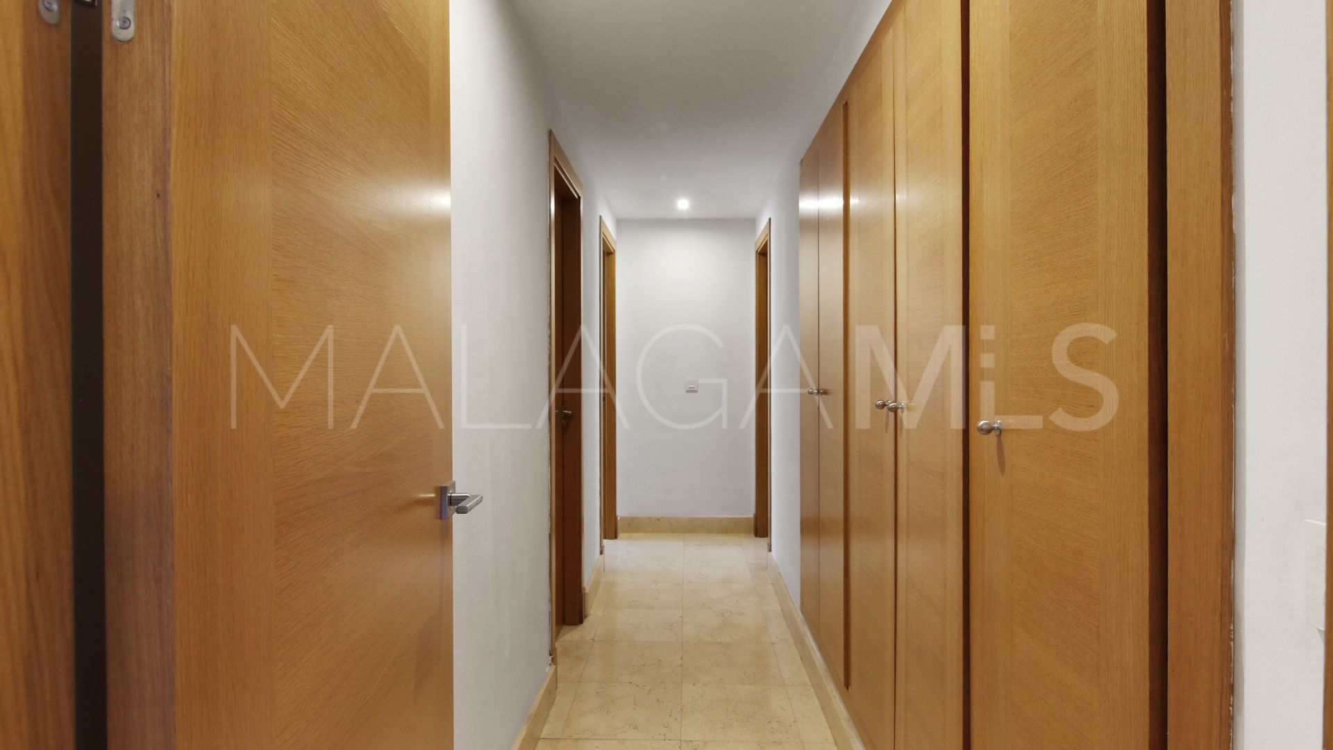 Estepona Centro, Ático with 3 bedrooms a la venta