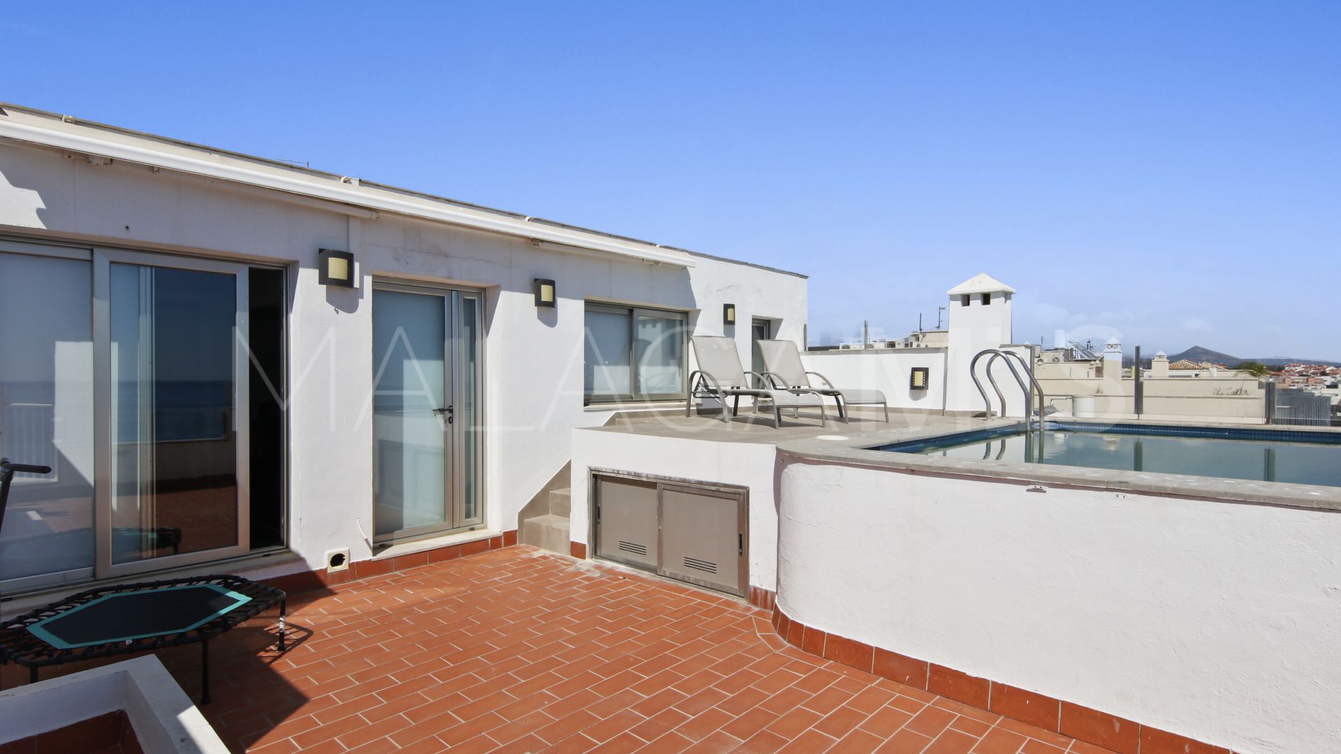 Estepona Centro, Ático with 3 bedrooms a la venta
