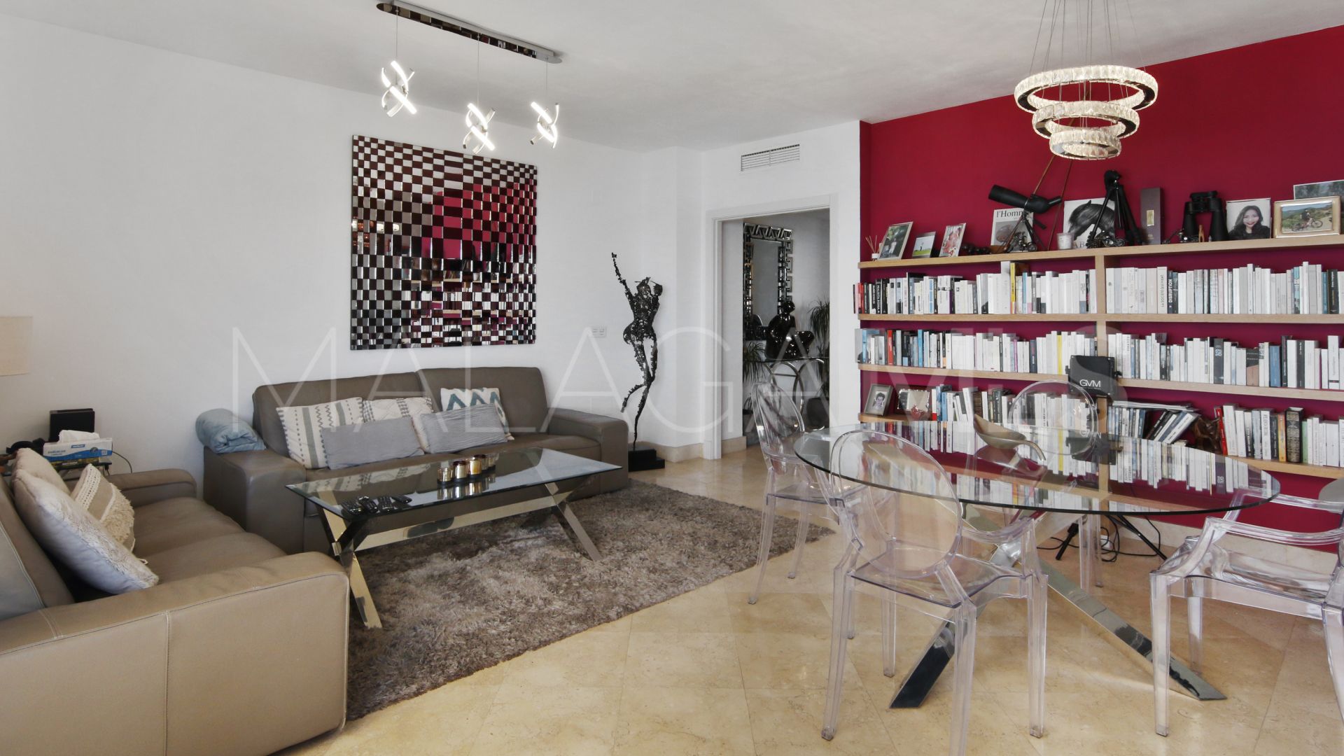 Estepona Centro, Ático with 3 bedrooms a la venta