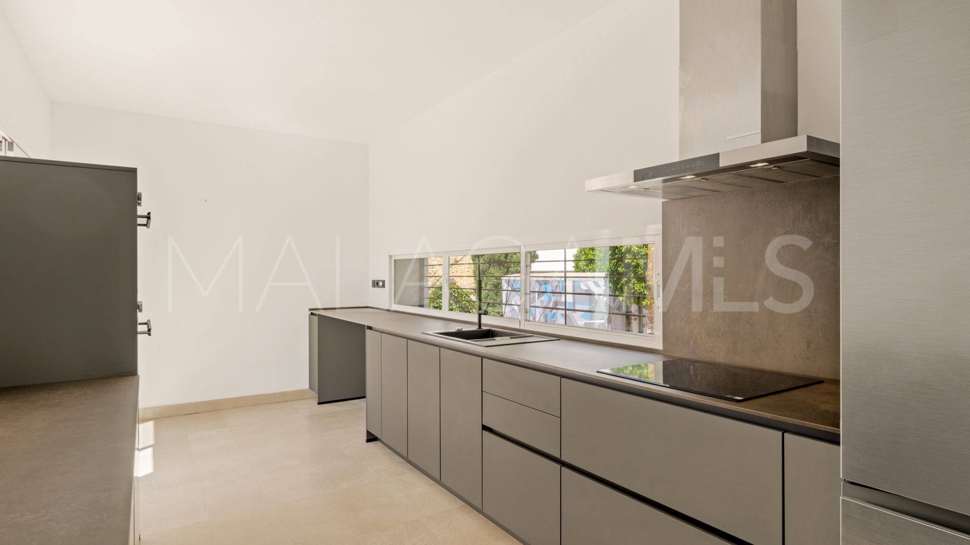 4 bedrooms villa for sale in Seghers