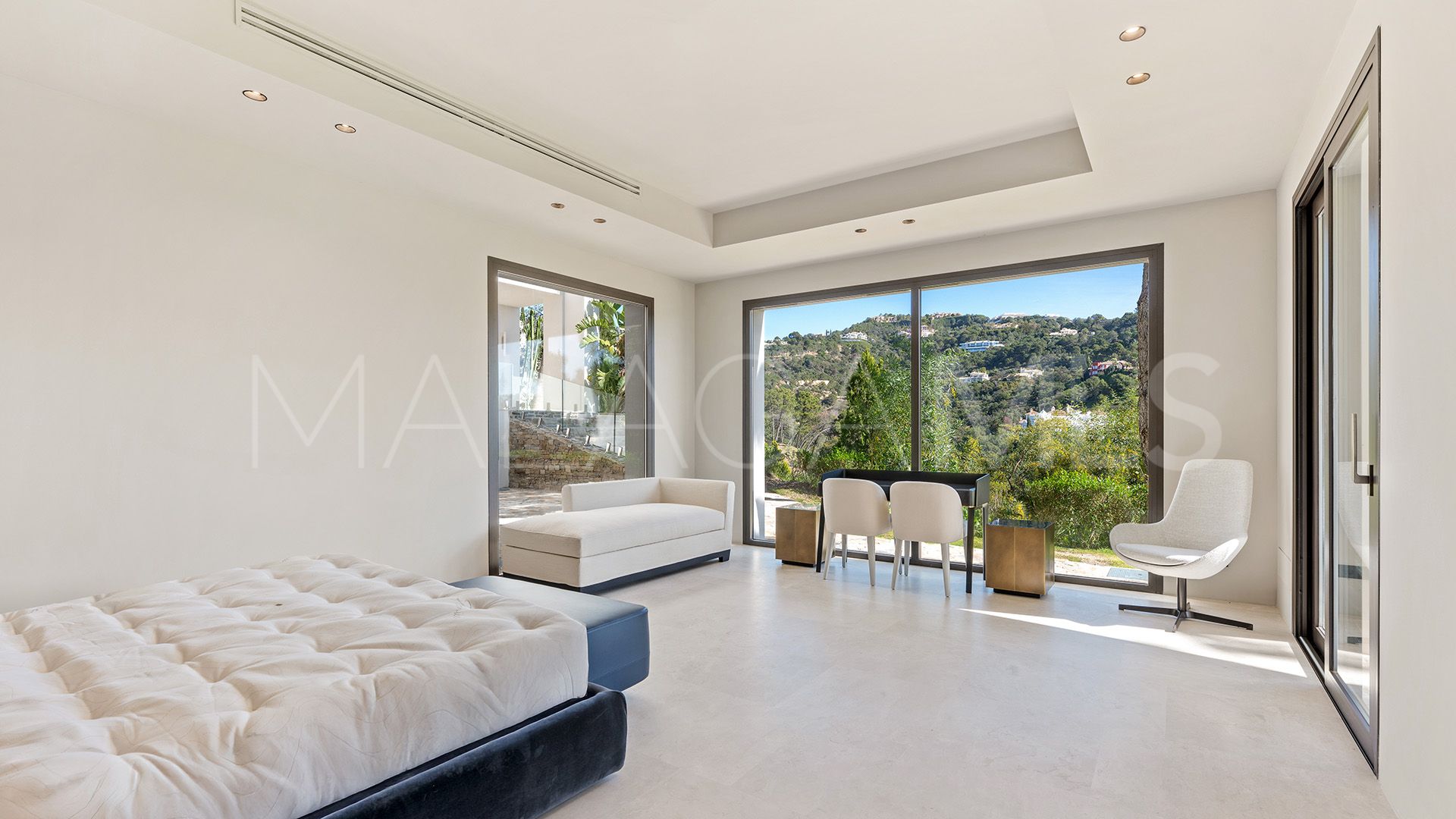 Villa for sale in La Zagaleta