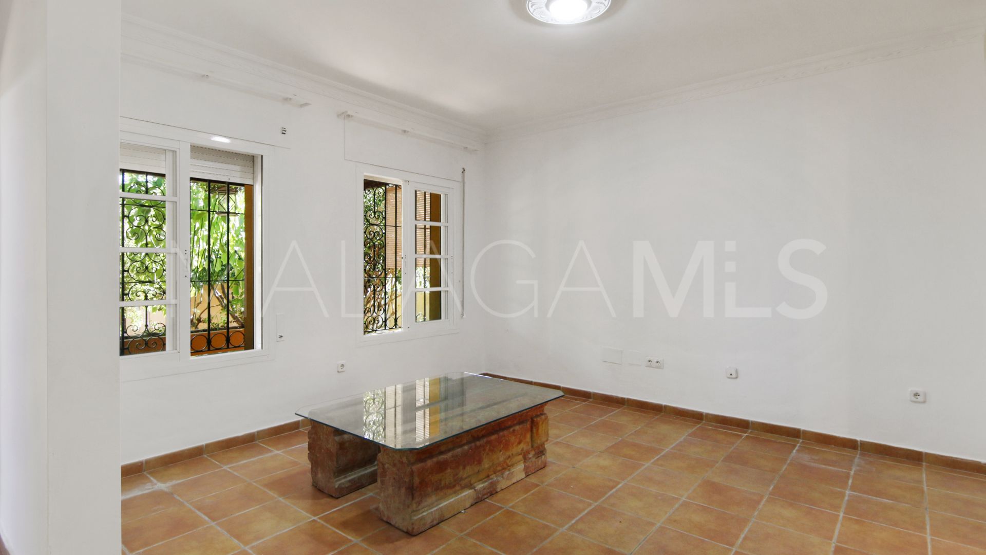 Villa for sale in El Padron