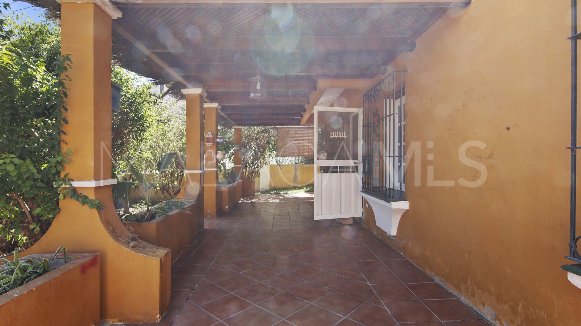 Villa for sale in El Padron
