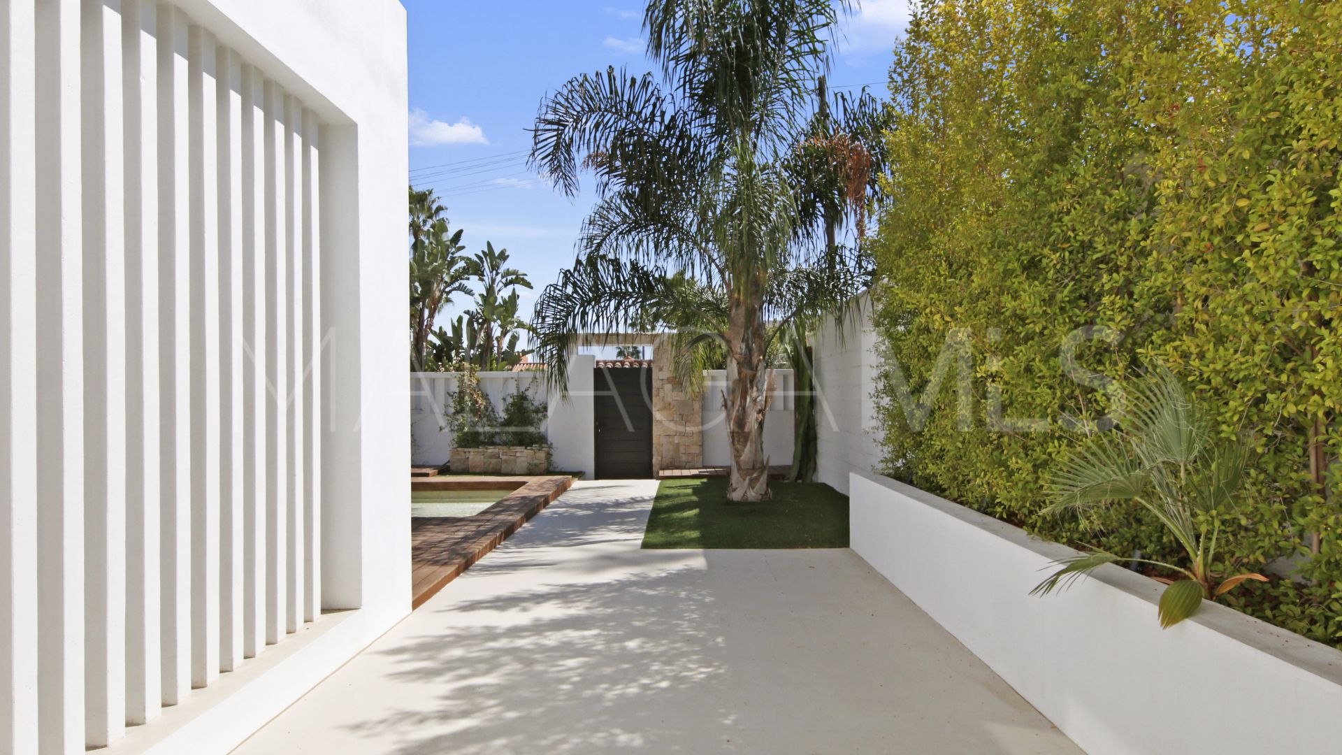Villa for sale in Sun Beach