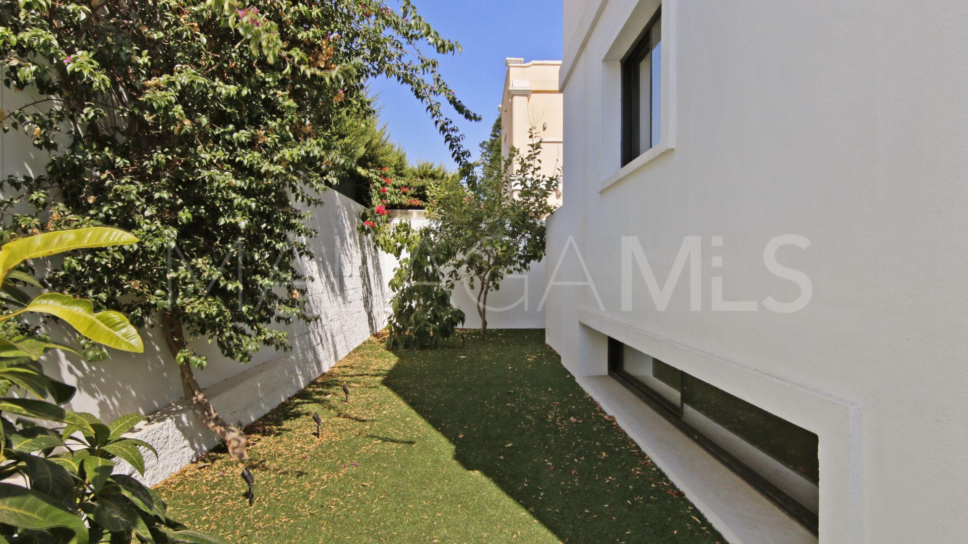 Villa for sale in Sun Beach