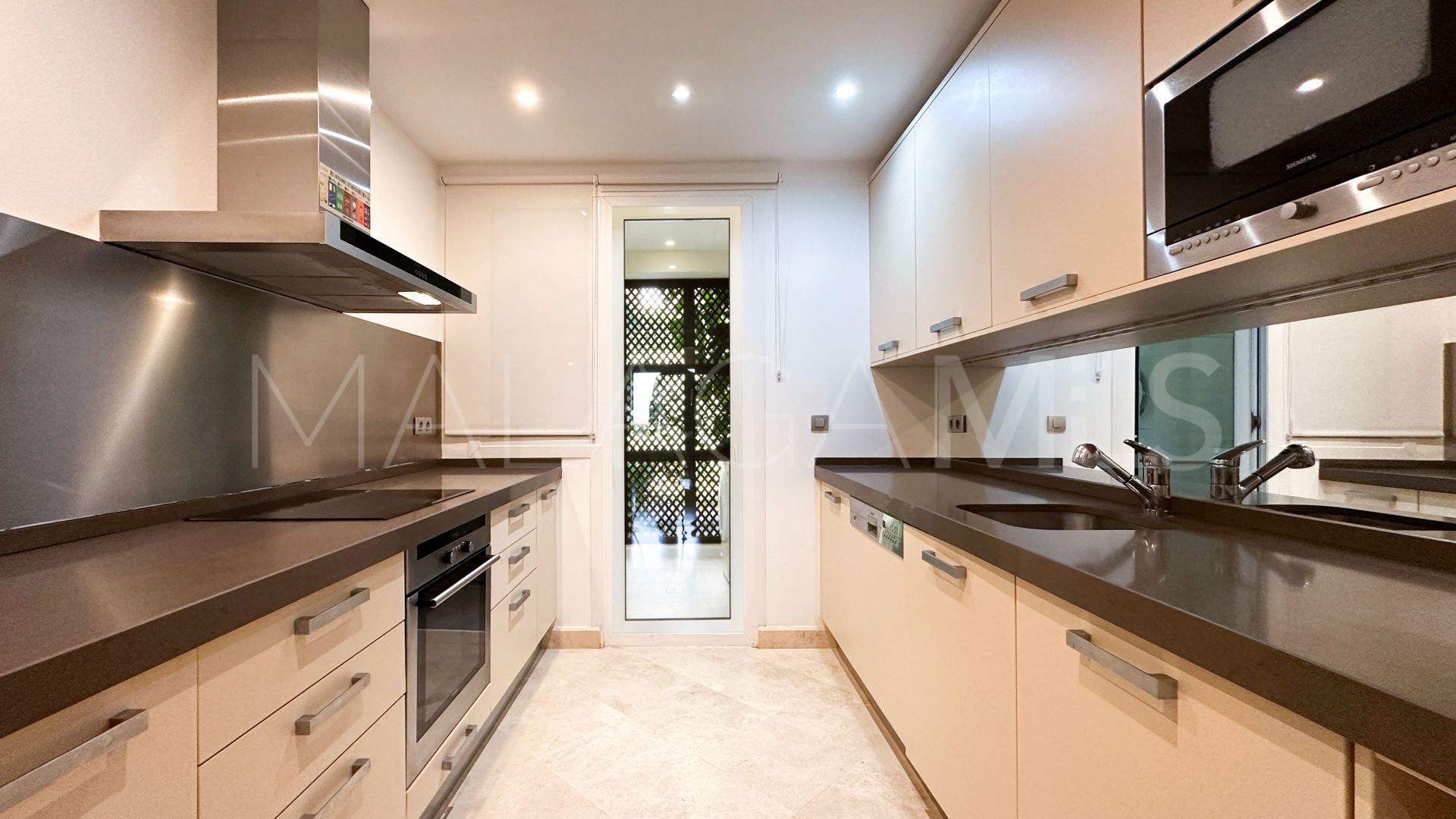 Ground floor apartment for sale in Altos de Cortesín