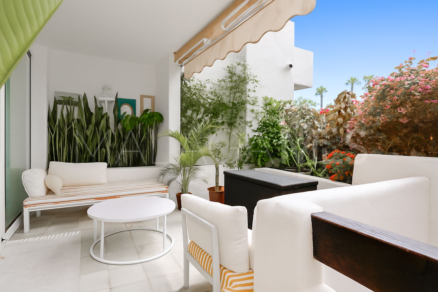 Erdgeschosswohnung for sale in Alcazaba Beach