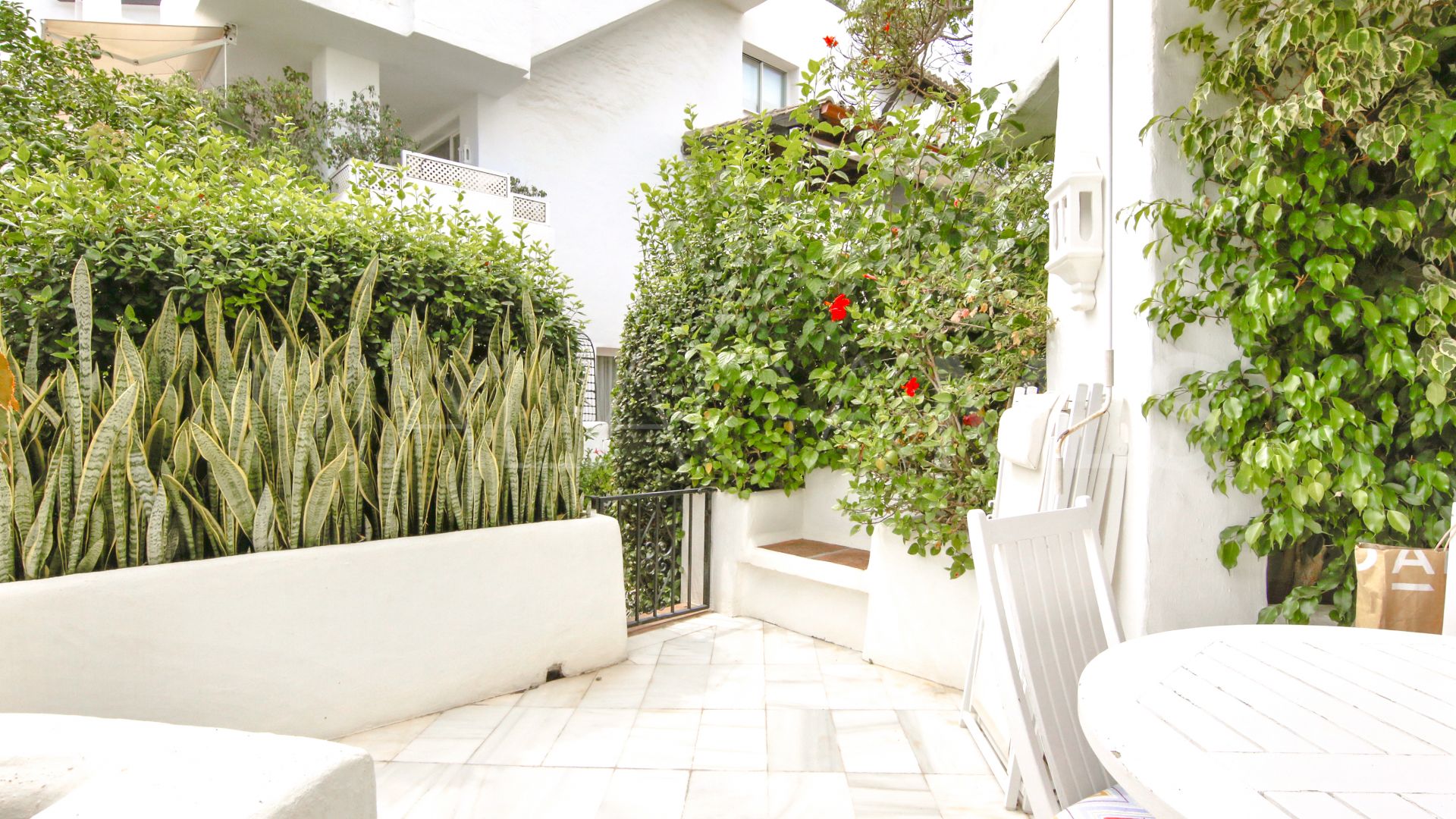 Erdgeschosswohnung for sale in Alcazaba Beach