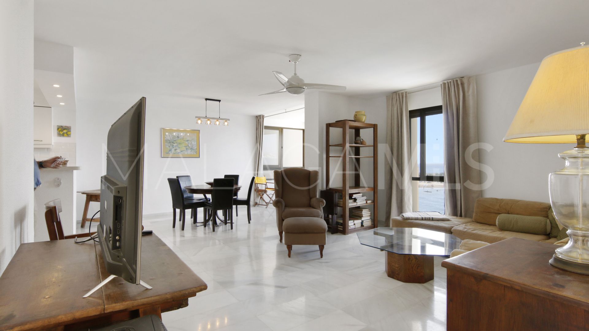 Estepona Town apartment for sale