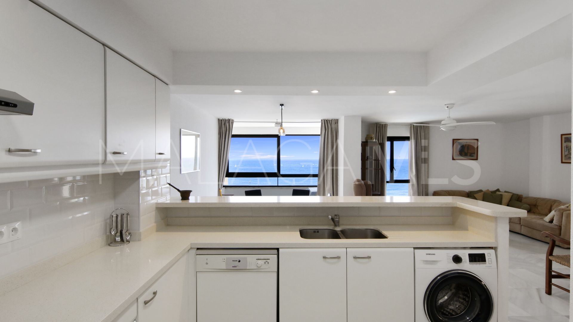 Estepona Town apartment for sale