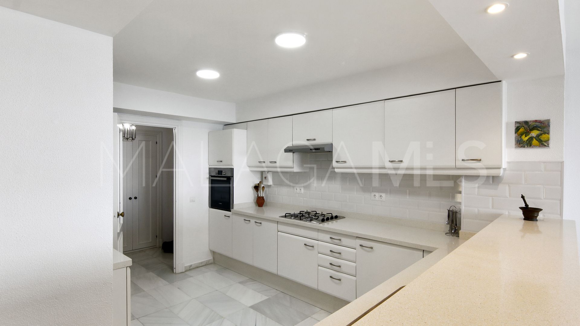 Estepona Town apartment for sale