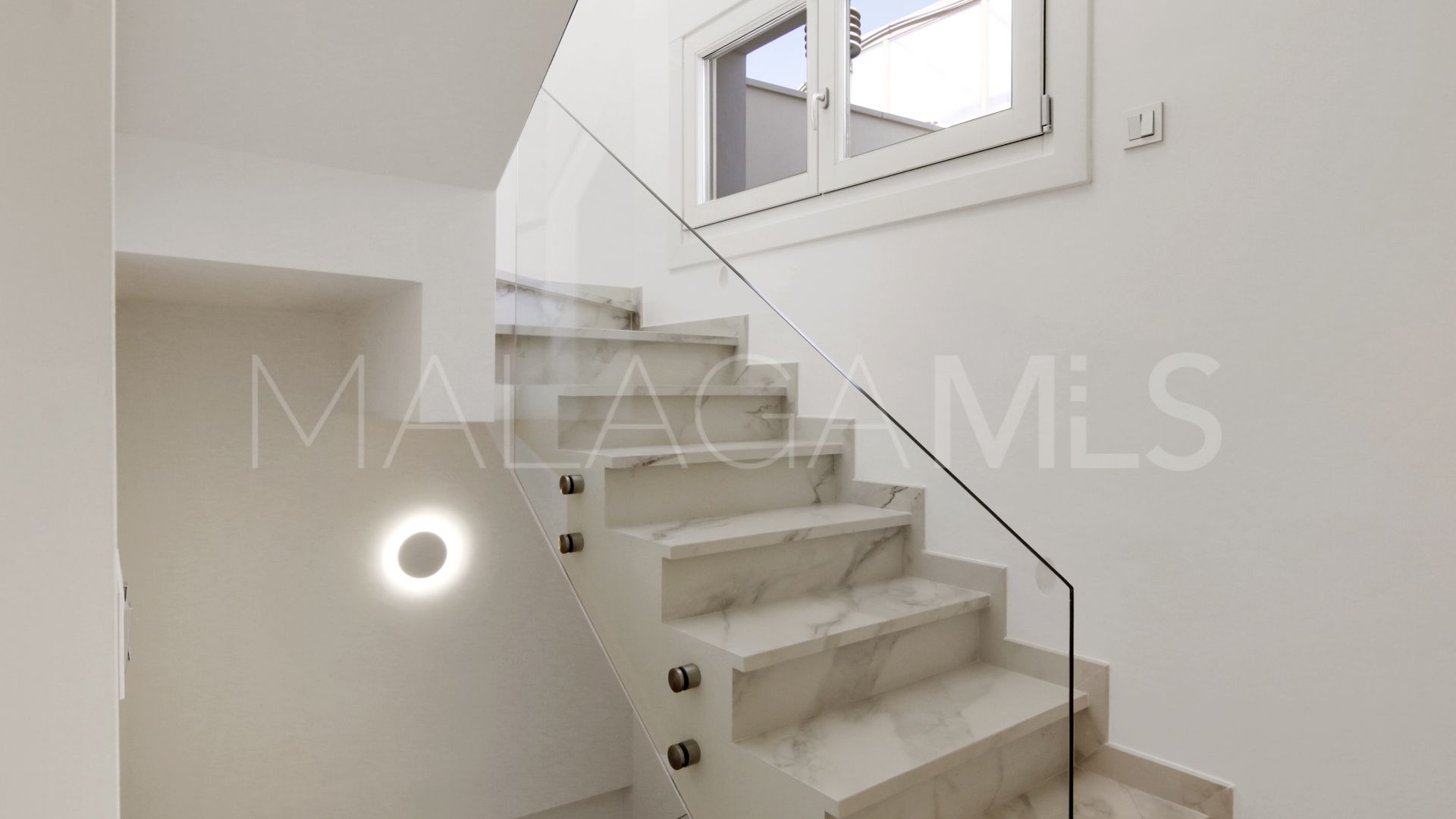 Radhus for sale in Estepona Old Town