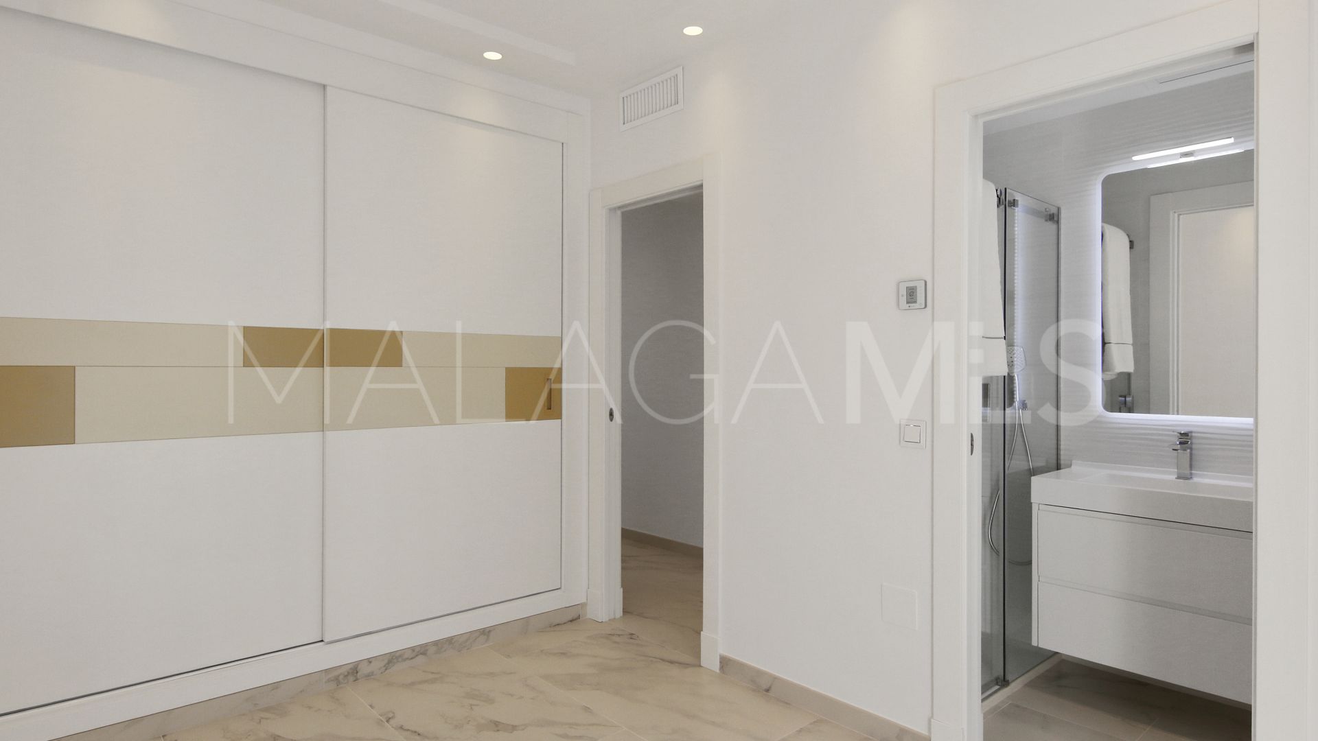 Radhus for sale in Estepona Old Town