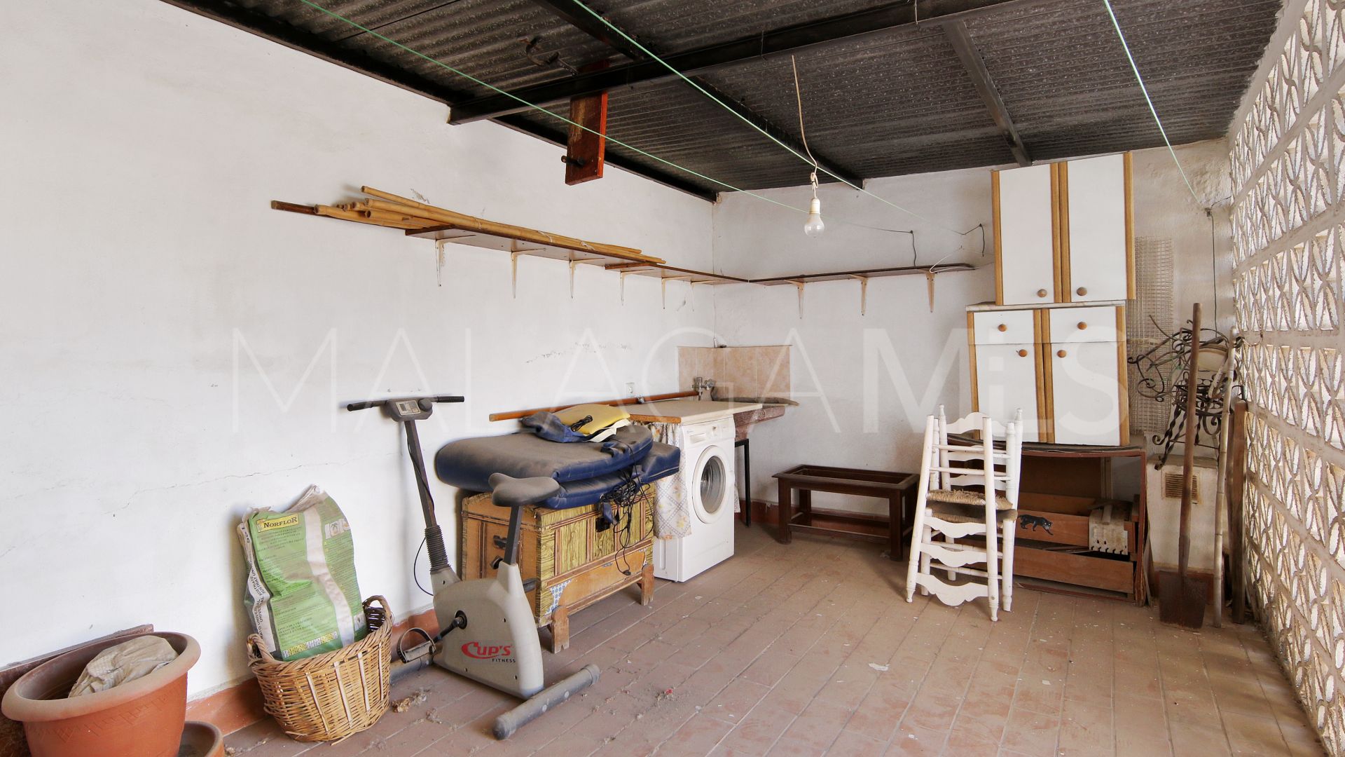 Town house for sale in Estepona Old Town with 4 bedrooms