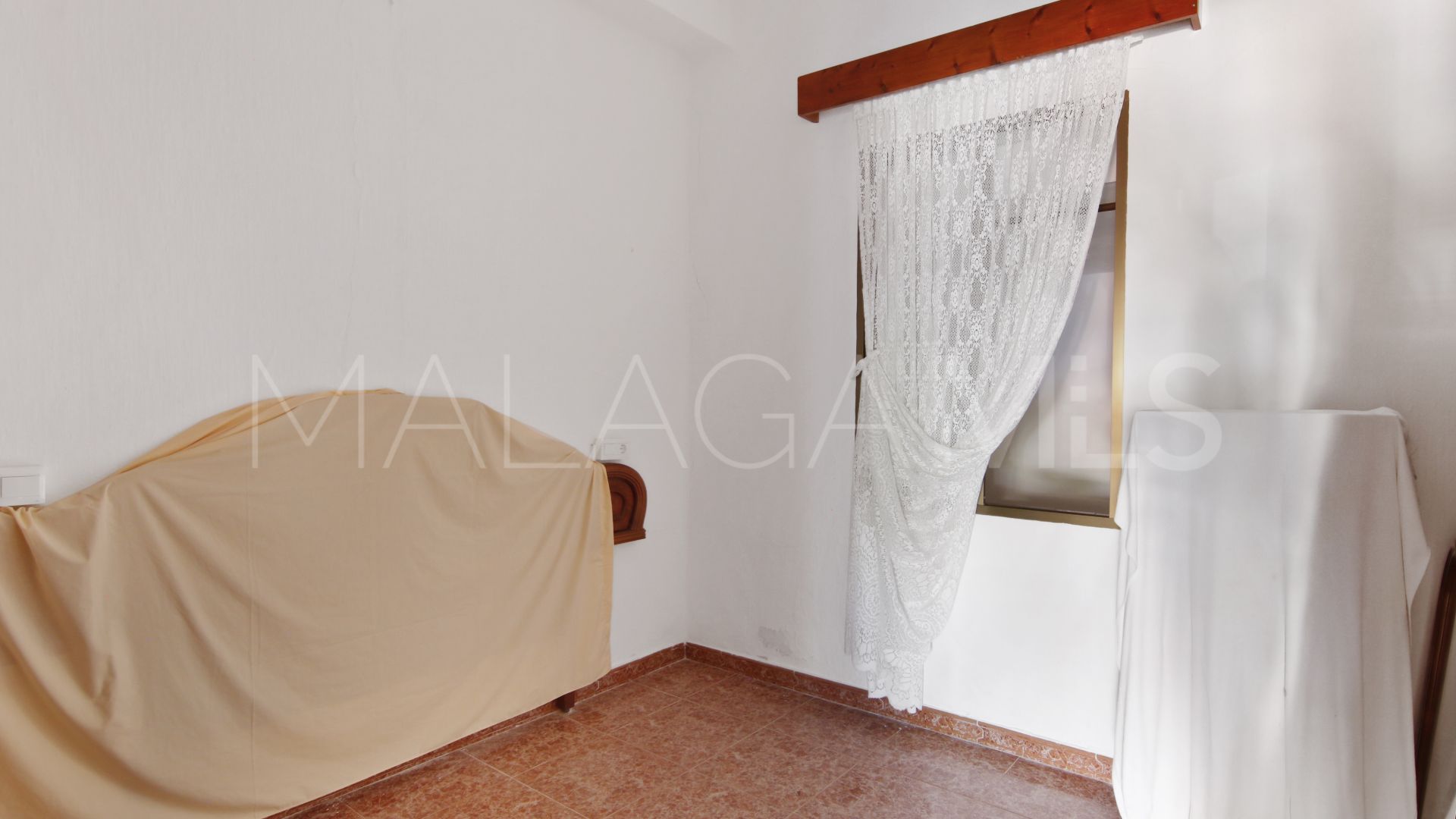 Town house for sale in Estepona Old Town with 4 bedrooms