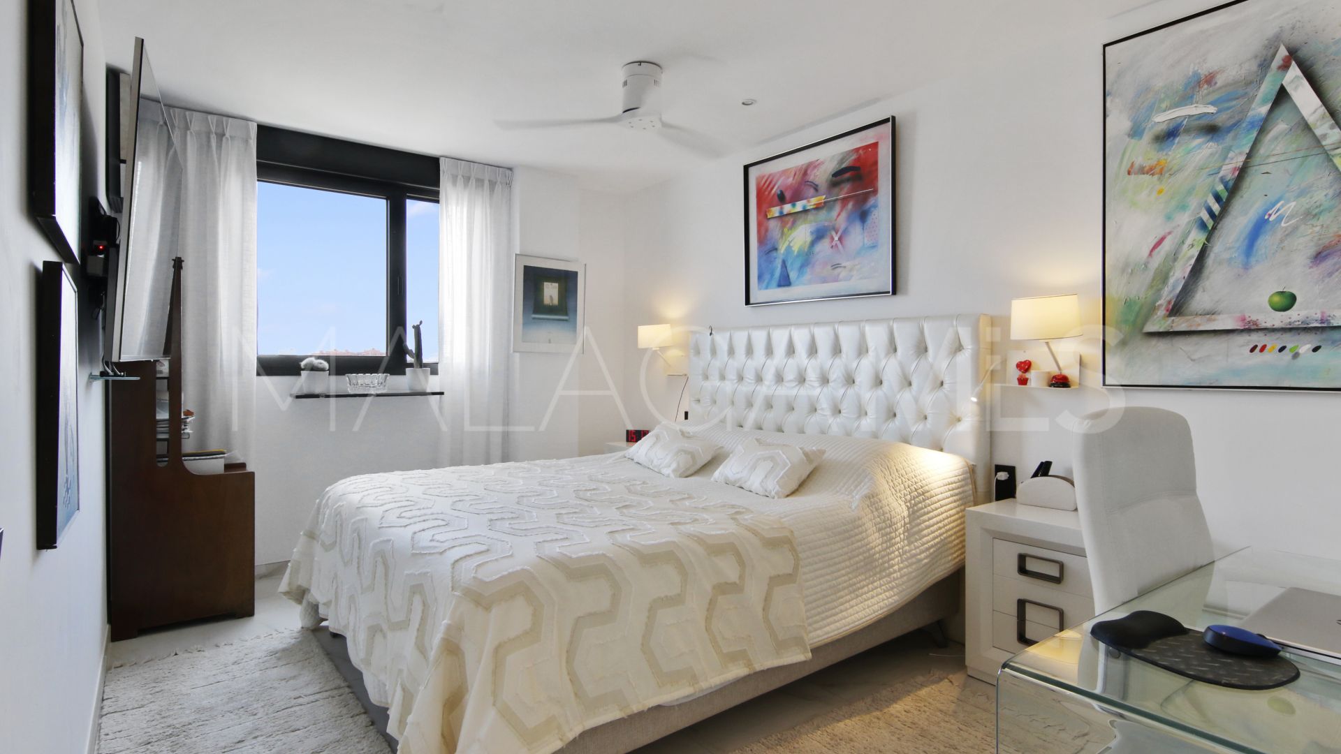 For sale Estepona Centre penthouse