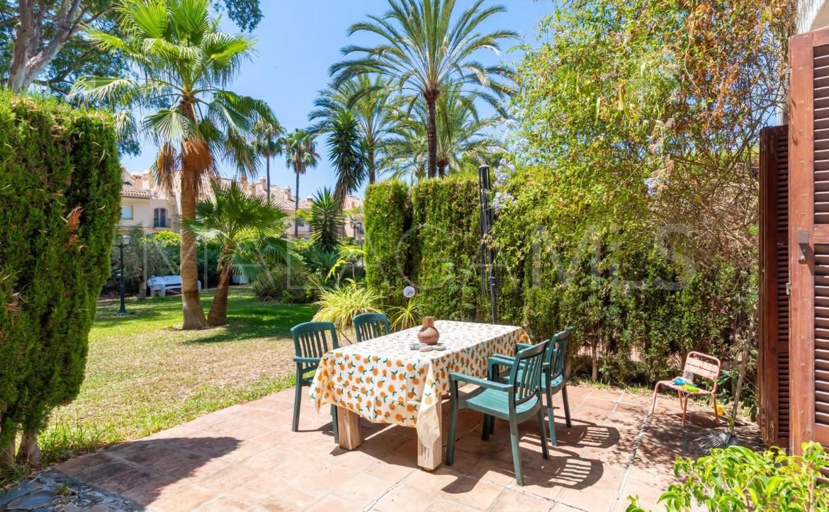 Reihenhaus for sale in Laguna Beach