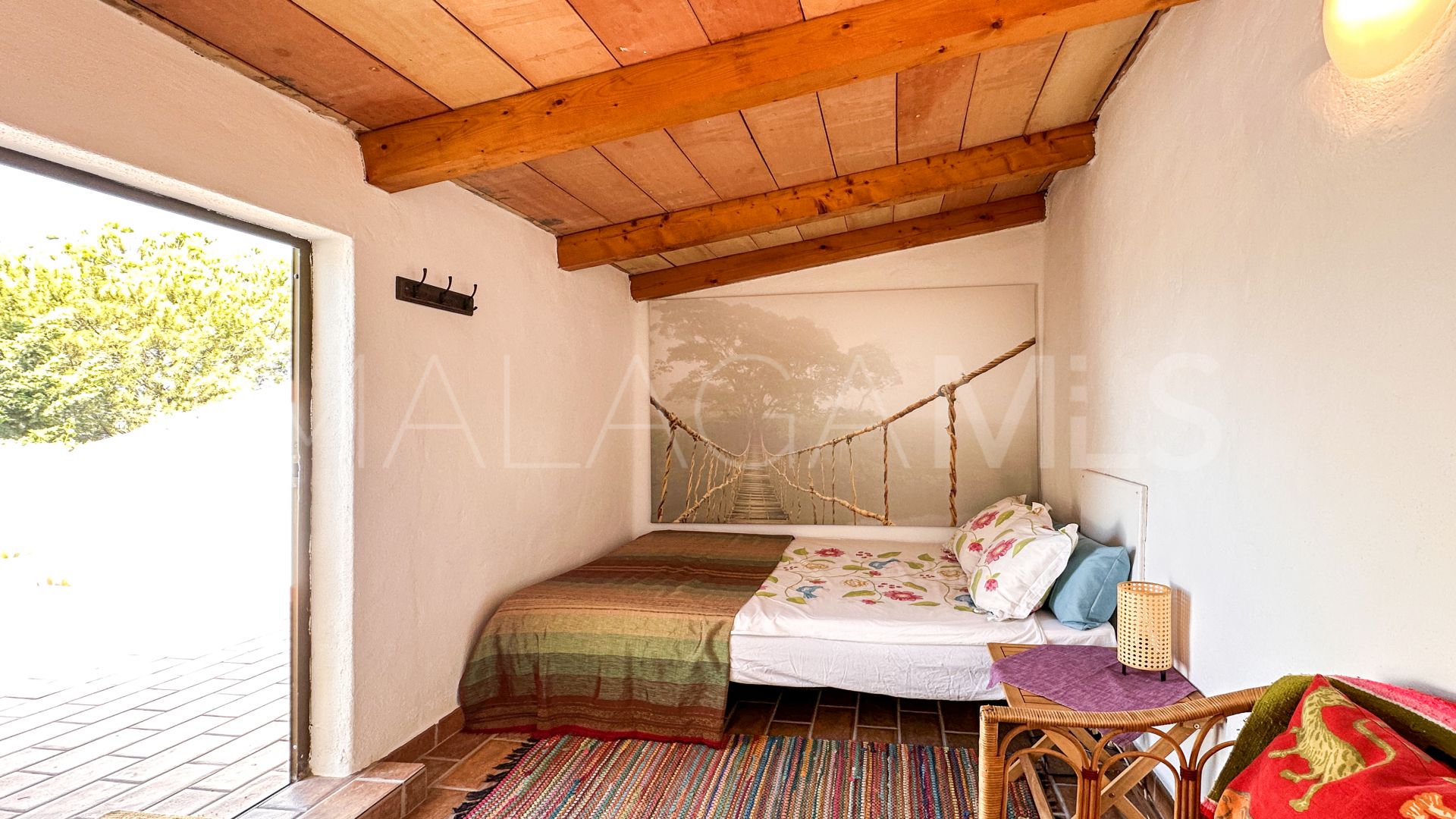 Villa for sale in Los Reales - Sierra Estepona