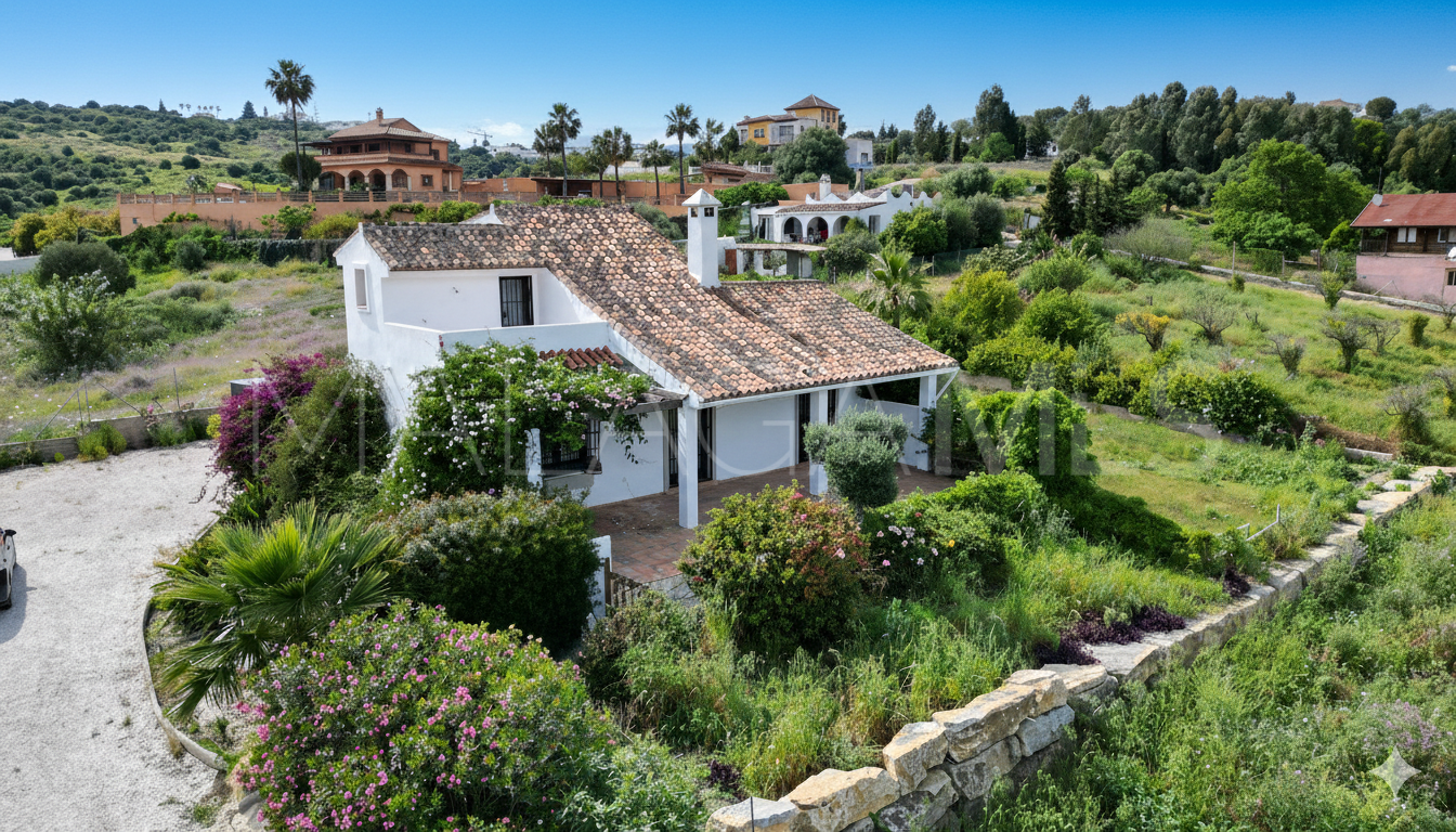 Villa for sale in Guadalobon