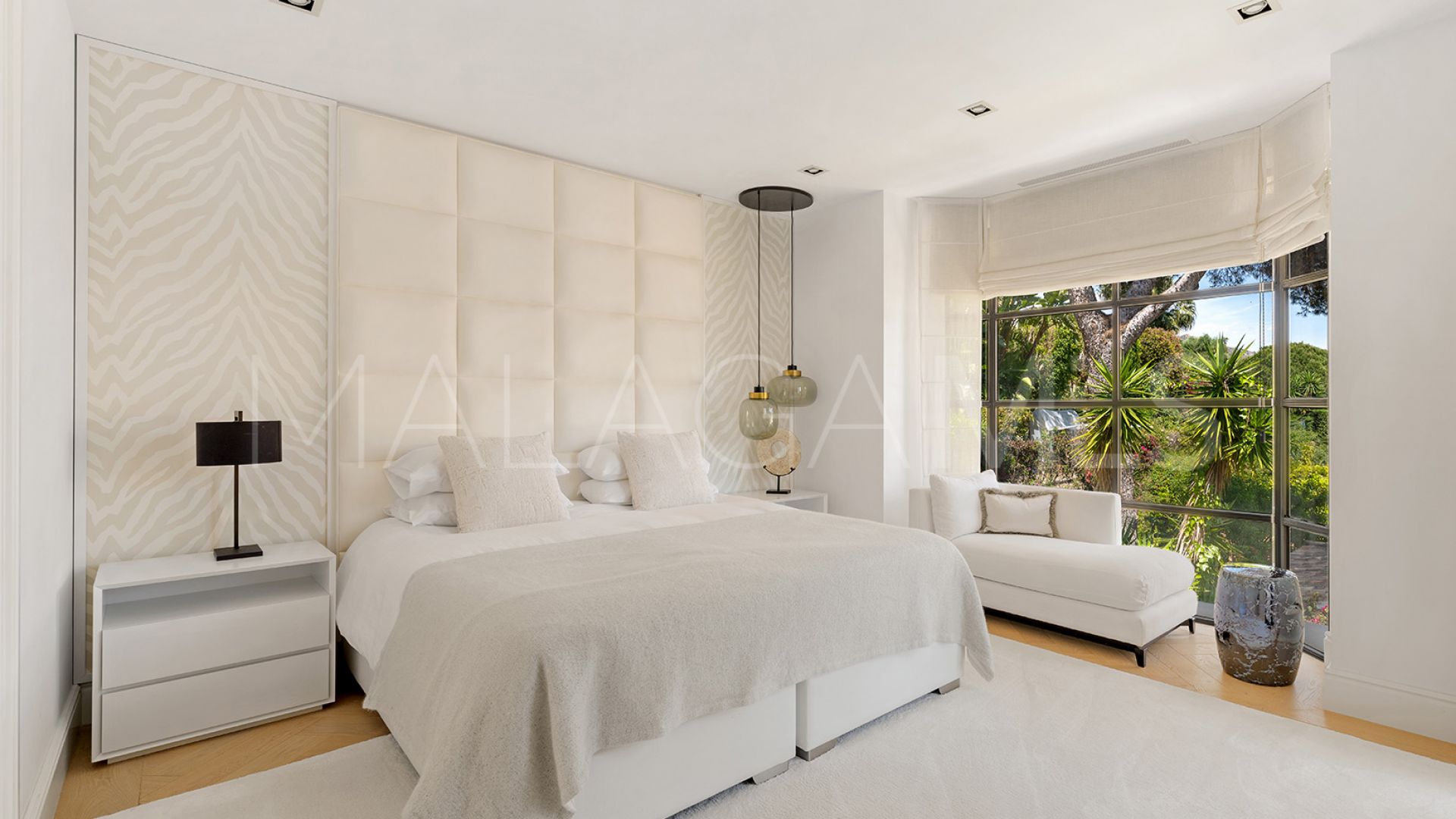 For sale 5 bedrooms villa in Sierra Blanca