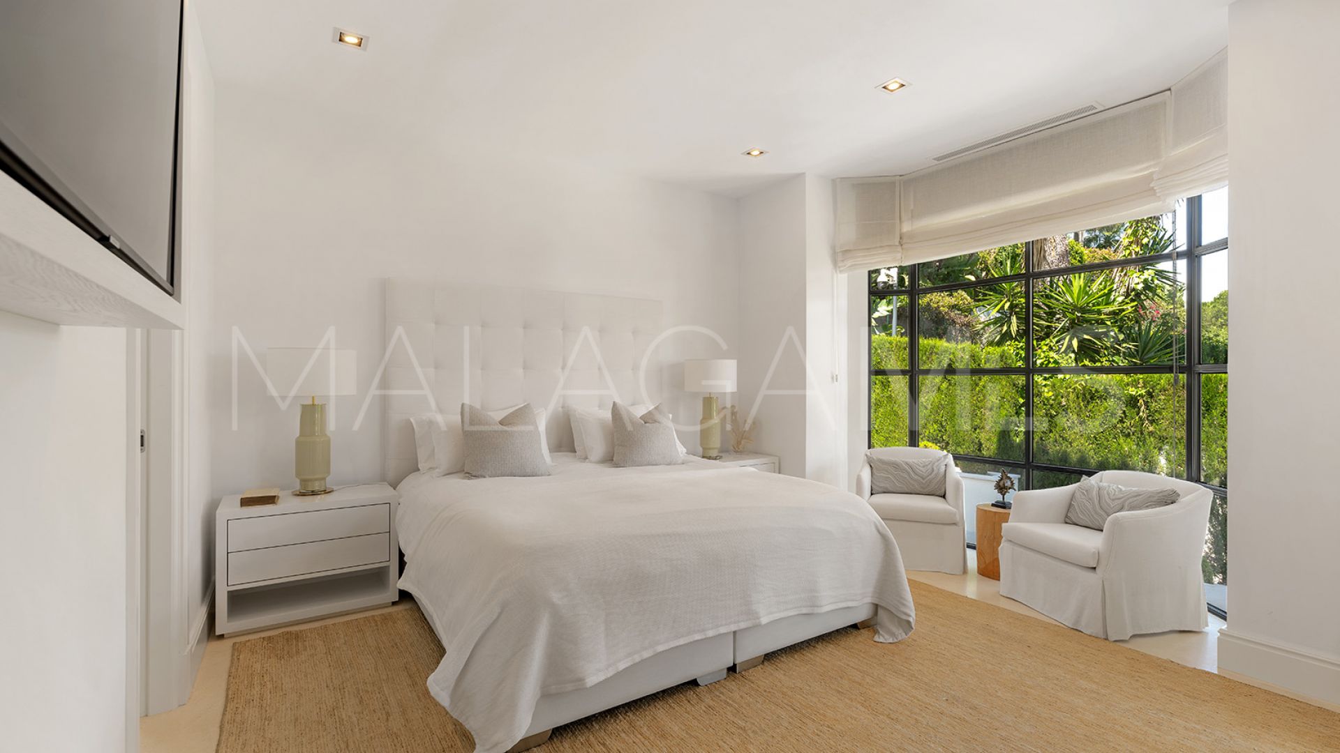 For sale 5 bedrooms villa in Sierra Blanca