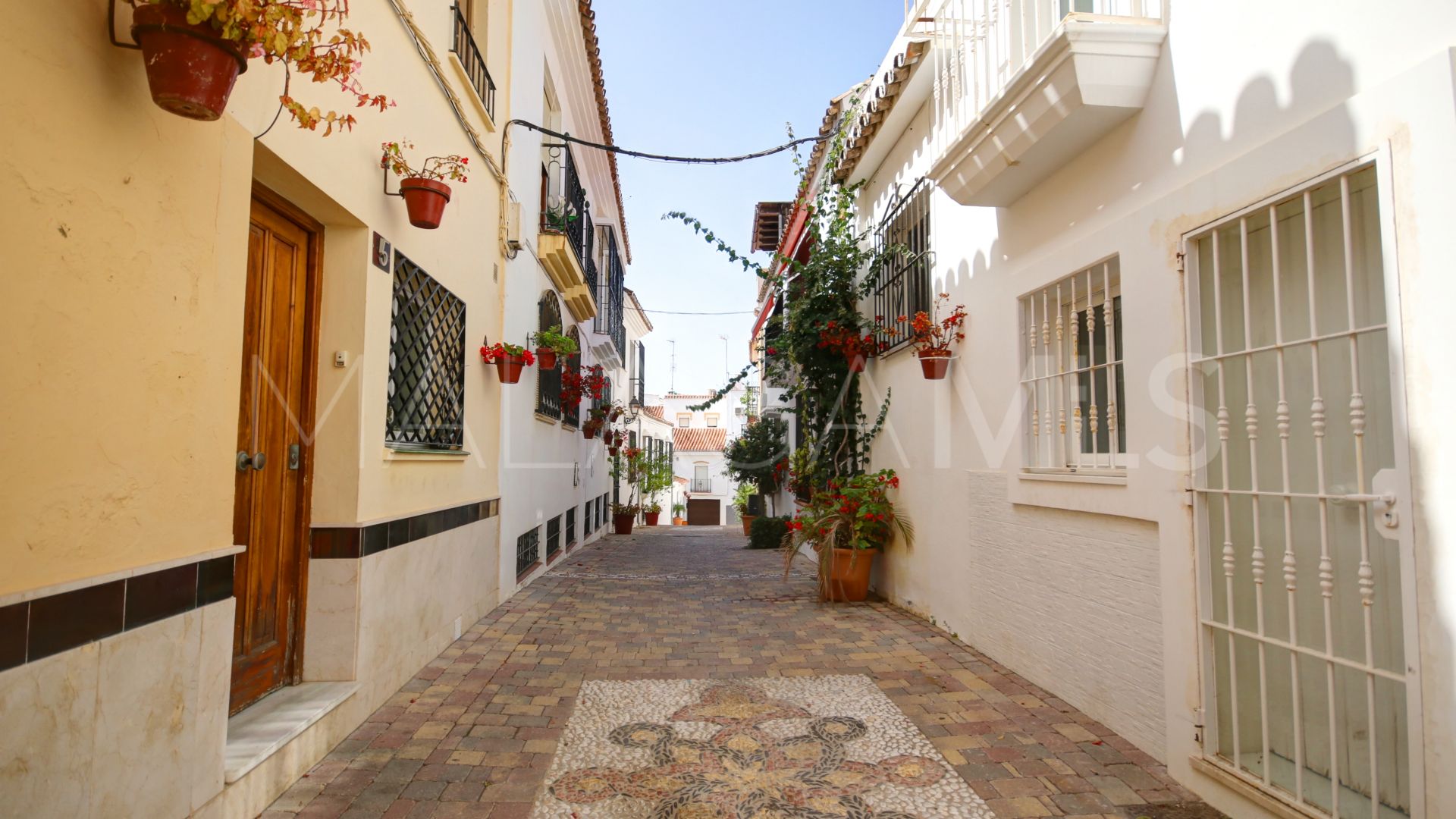 Appartement terrasse for sale in Estepona Old Town