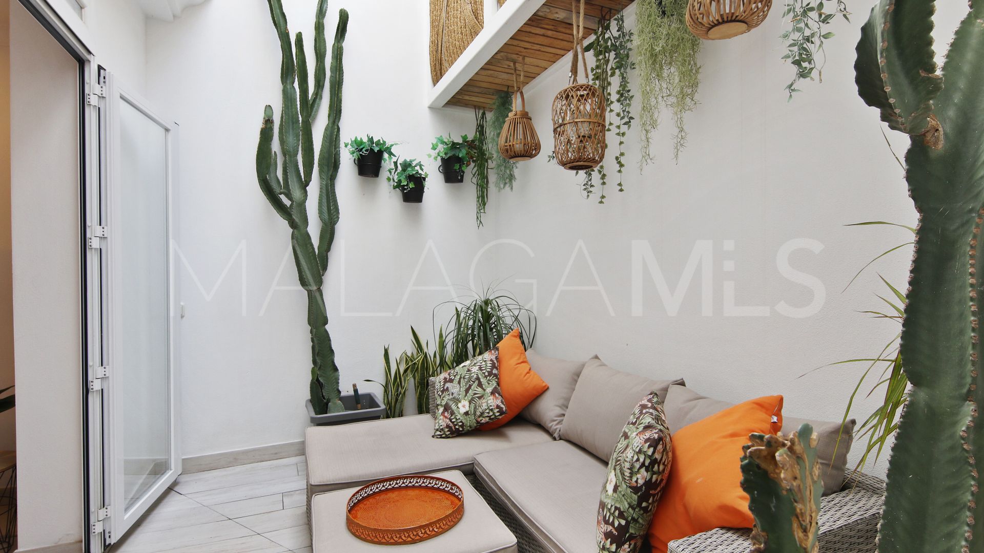 Radhus for sale in Estepona Old Town