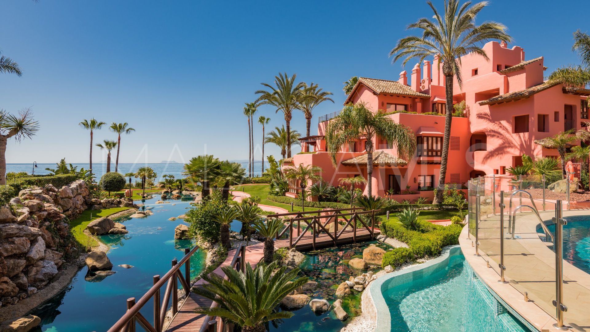 Markplanslägenhet for sale in Cabo Bermejo